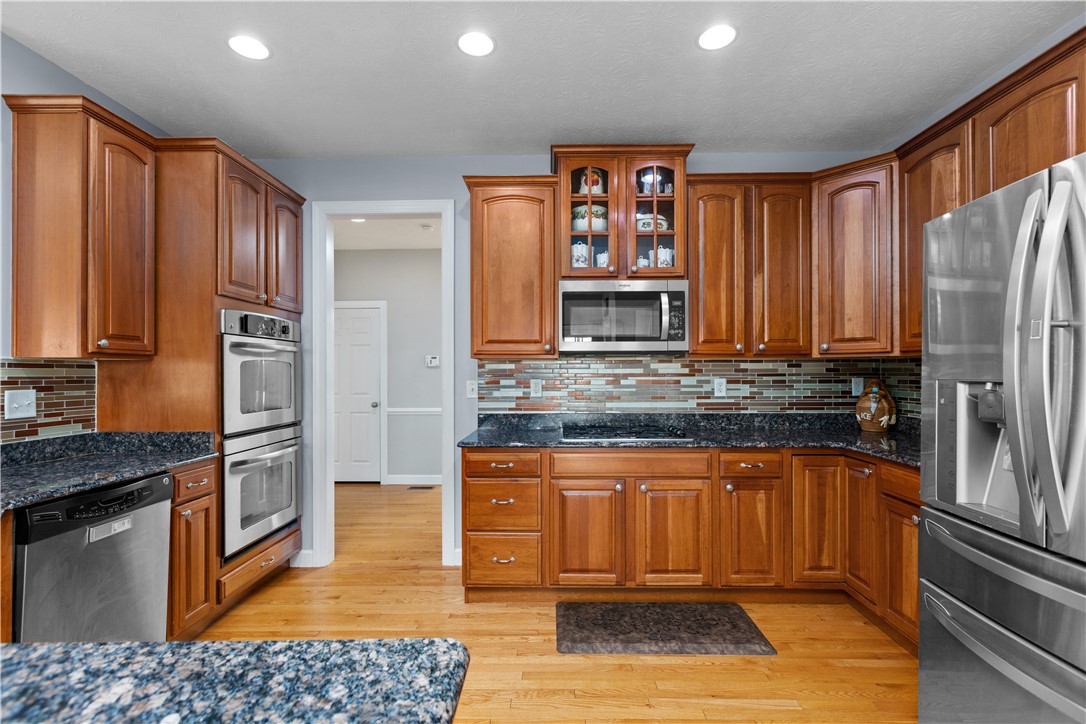 512 Madison Dr, Gibsonia, Pennsylvania, 15044, United States, 4 Bedrooms Bedrooms, ,4 BathroomsBathrooms,Residential,For Sale,512 Madison Dr ,1672528