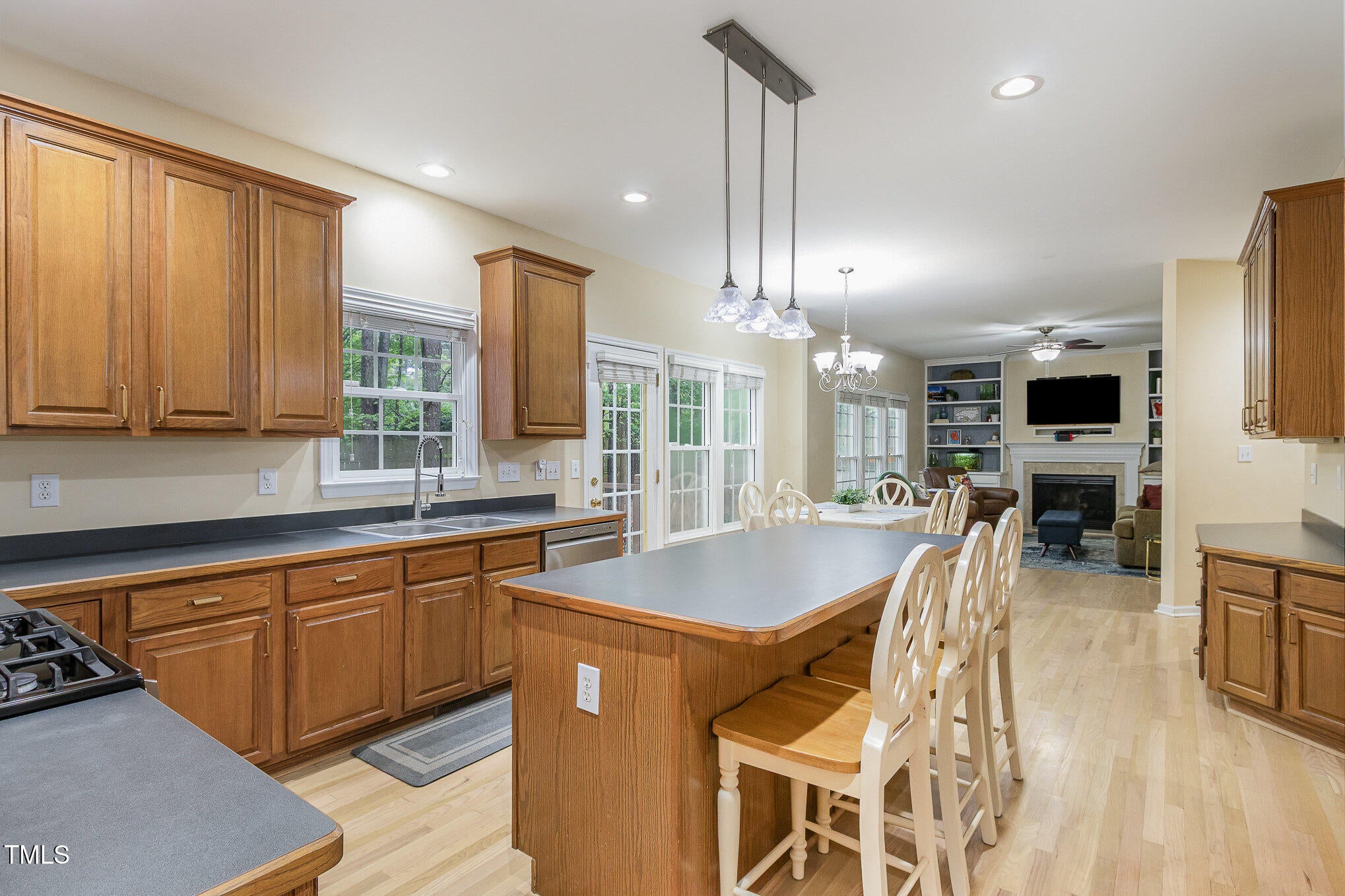 Durham, North Carolina, 27712, United States, 5 Bedrooms Bedrooms, ,3 BathroomsBathrooms,Residential,For Sale,1767500