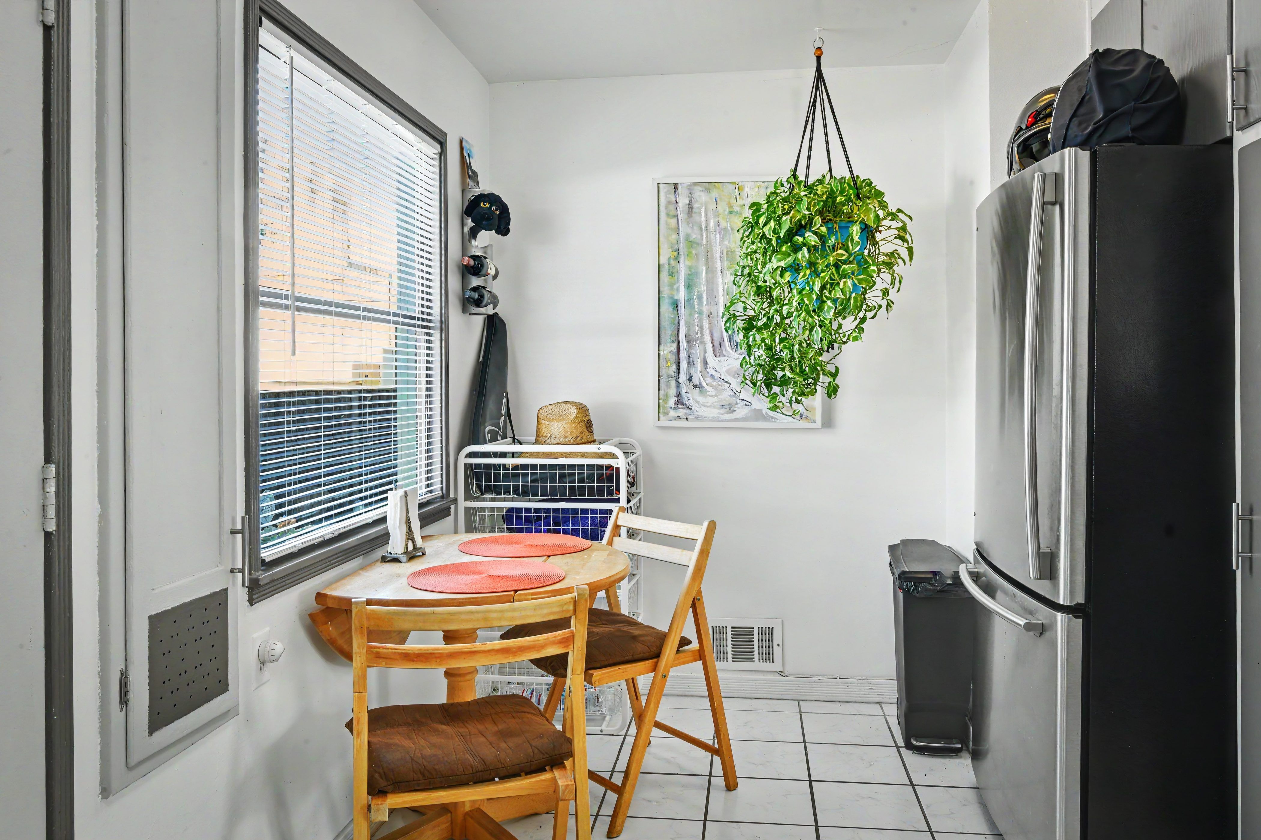  Ground-Level Garden Condo - 物件實景