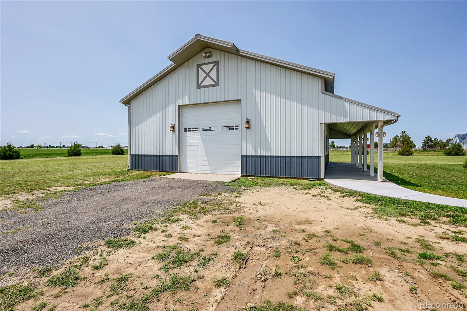 Strasburg, Colorado, 80136, United States, 3 Bedrooms Bedrooms, ,4 BathroomsBathrooms,Residential,For Sale,1847034