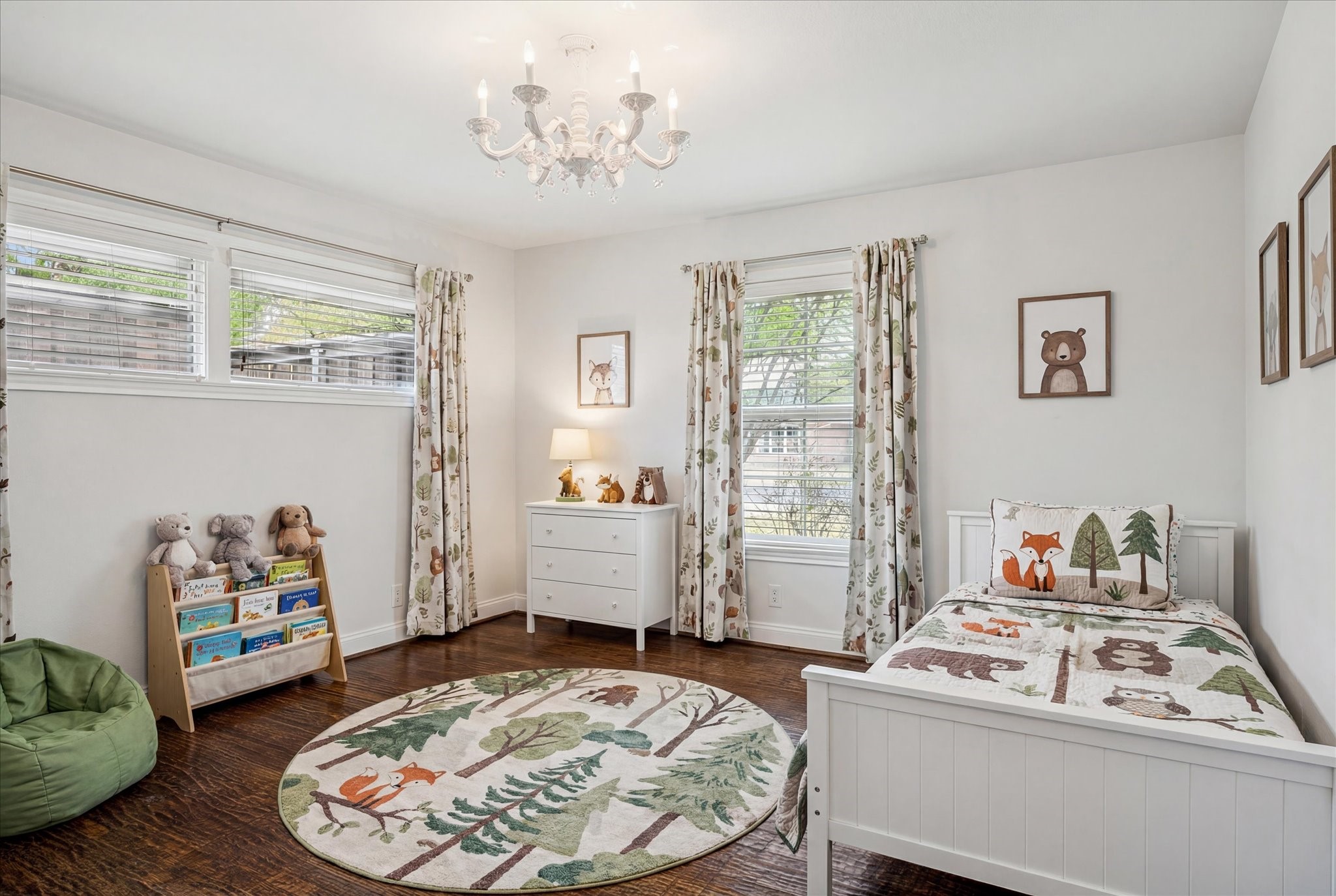 Dallas, Texas, 75230, United States, 4 Bedrooms Bedrooms, ,5 BathroomsBathrooms,Residential,For Sale,2003211