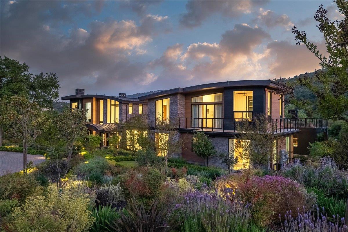 Saratoga, California, 95070, United States, 6 Bedrooms Bedrooms, ,11 BathroomsBathrooms,Residential,For Sale,1971416