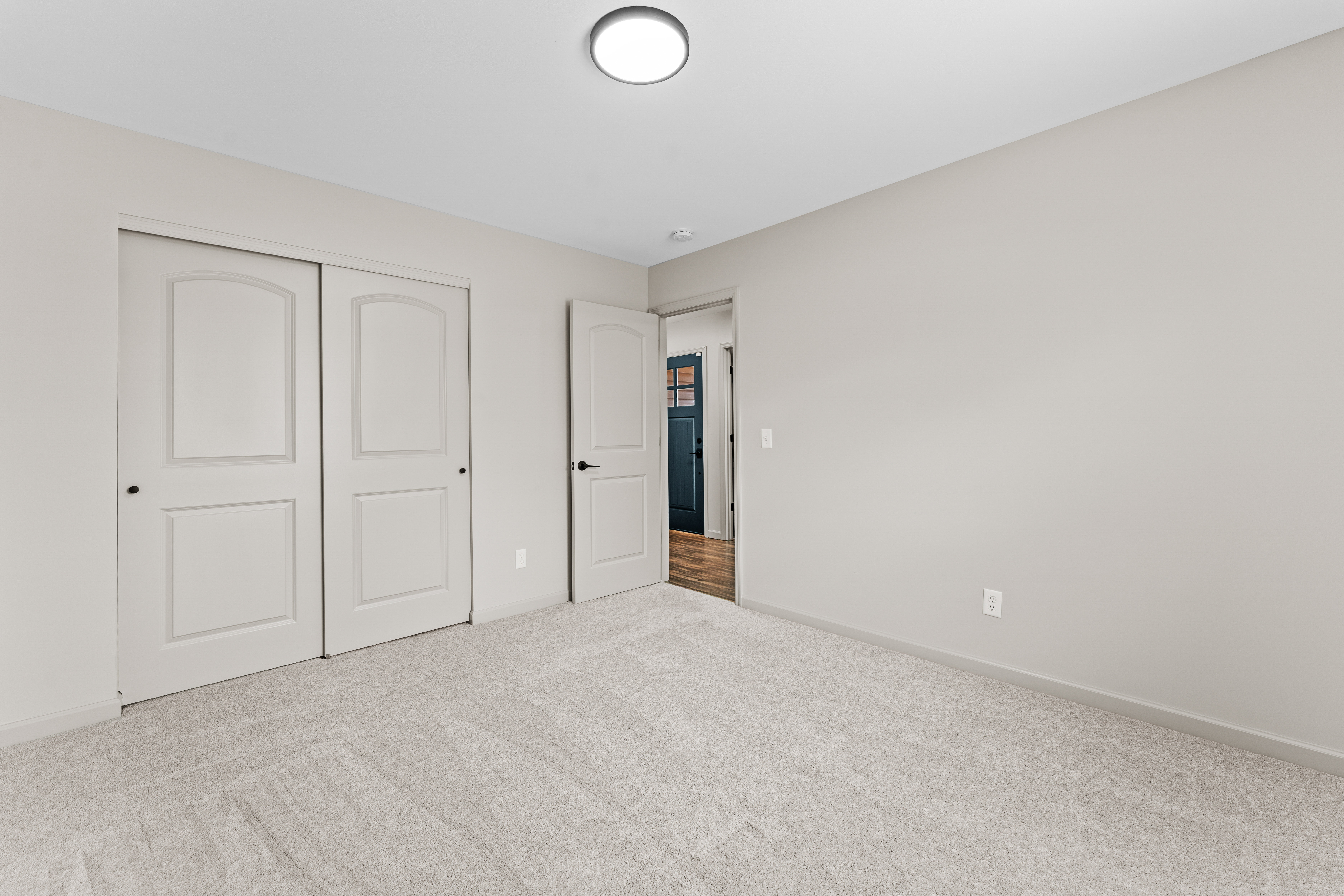  Charming Modern Ranch with Energy Efficiency and Endless Potential - 物件實景