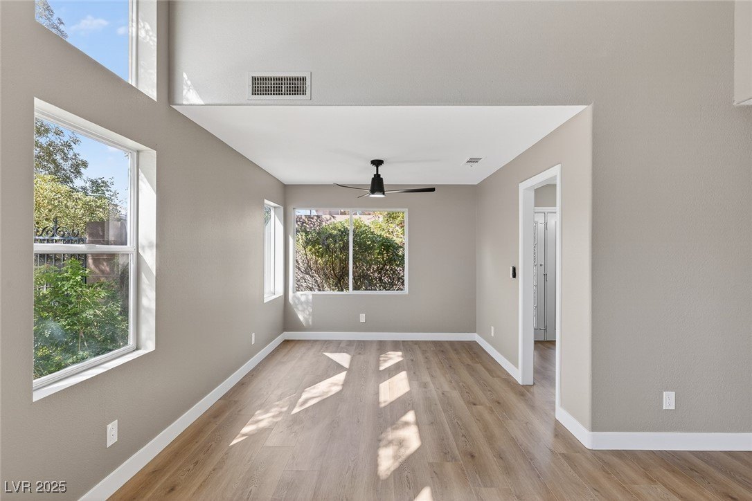 Las Vegas, Nevada, 89117, United States, 4 Bedrooms Bedrooms, ,3 BathroomsBathrooms,Residential,For Sale,1978159