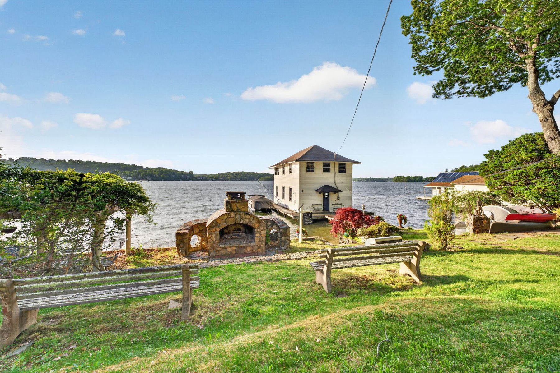  ?Sunset Cover Retreat? on Lake Hopatcong - 物件實景