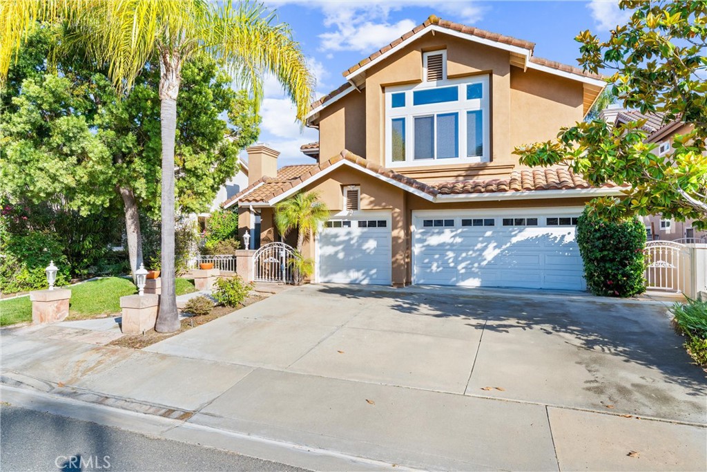 Laguna Hills, California, 92653, United States, 4 Bedrooms Bedrooms, ,3 BathroomsBathrooms,Residential,For Sale,1987832