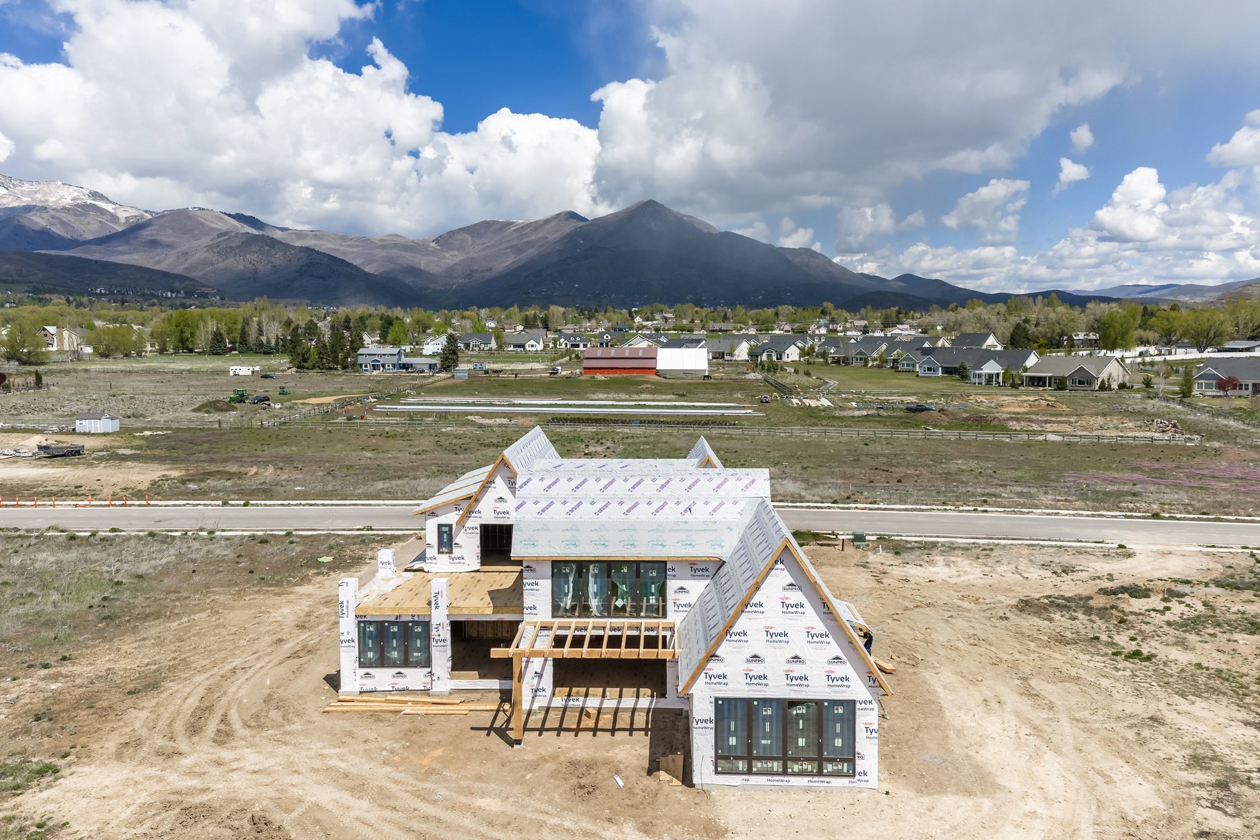  Thoughtfully Designed Home in the Heart of Midway with Mountain Views - 物件實景