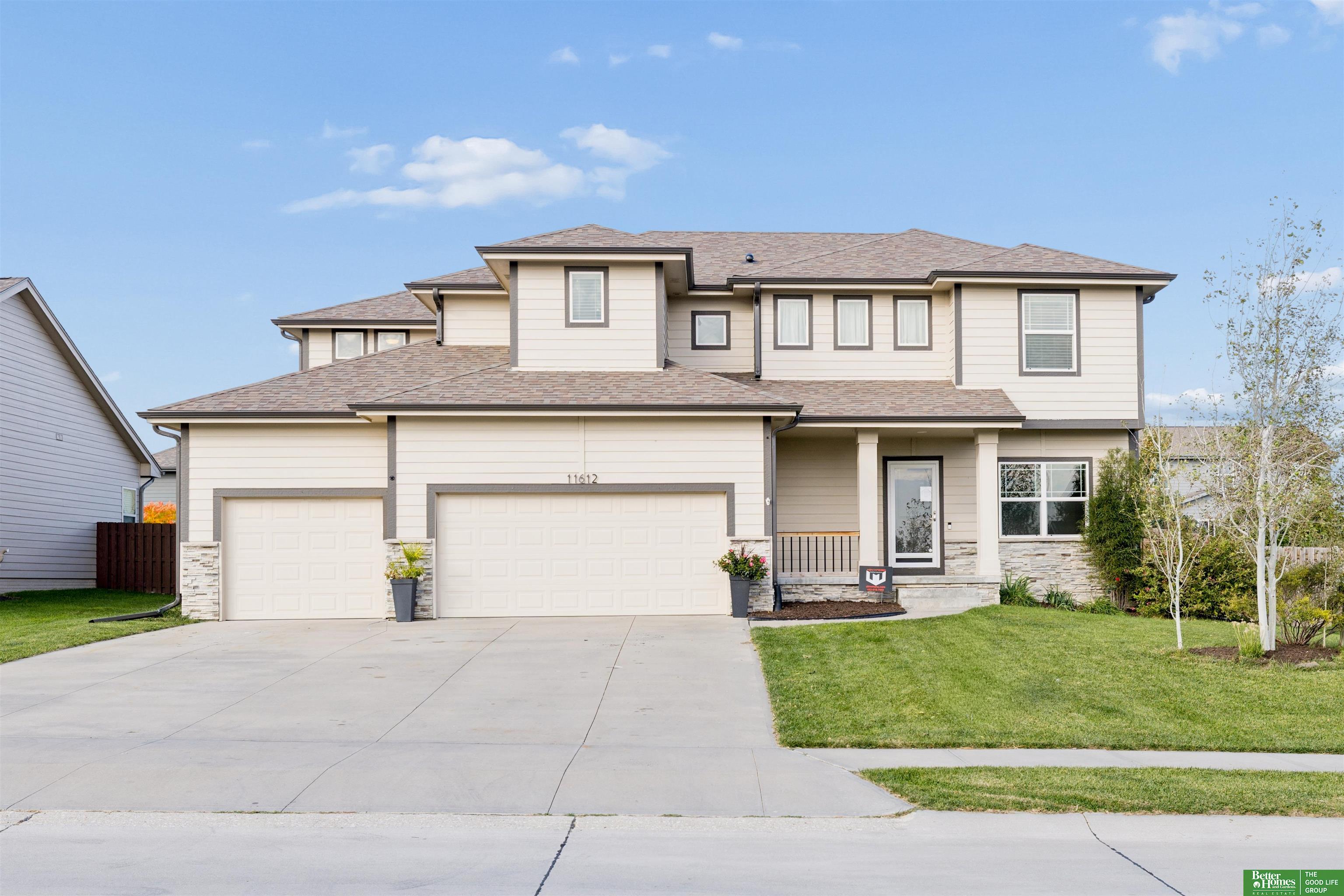 110th Ave, Papillion, NE 68046