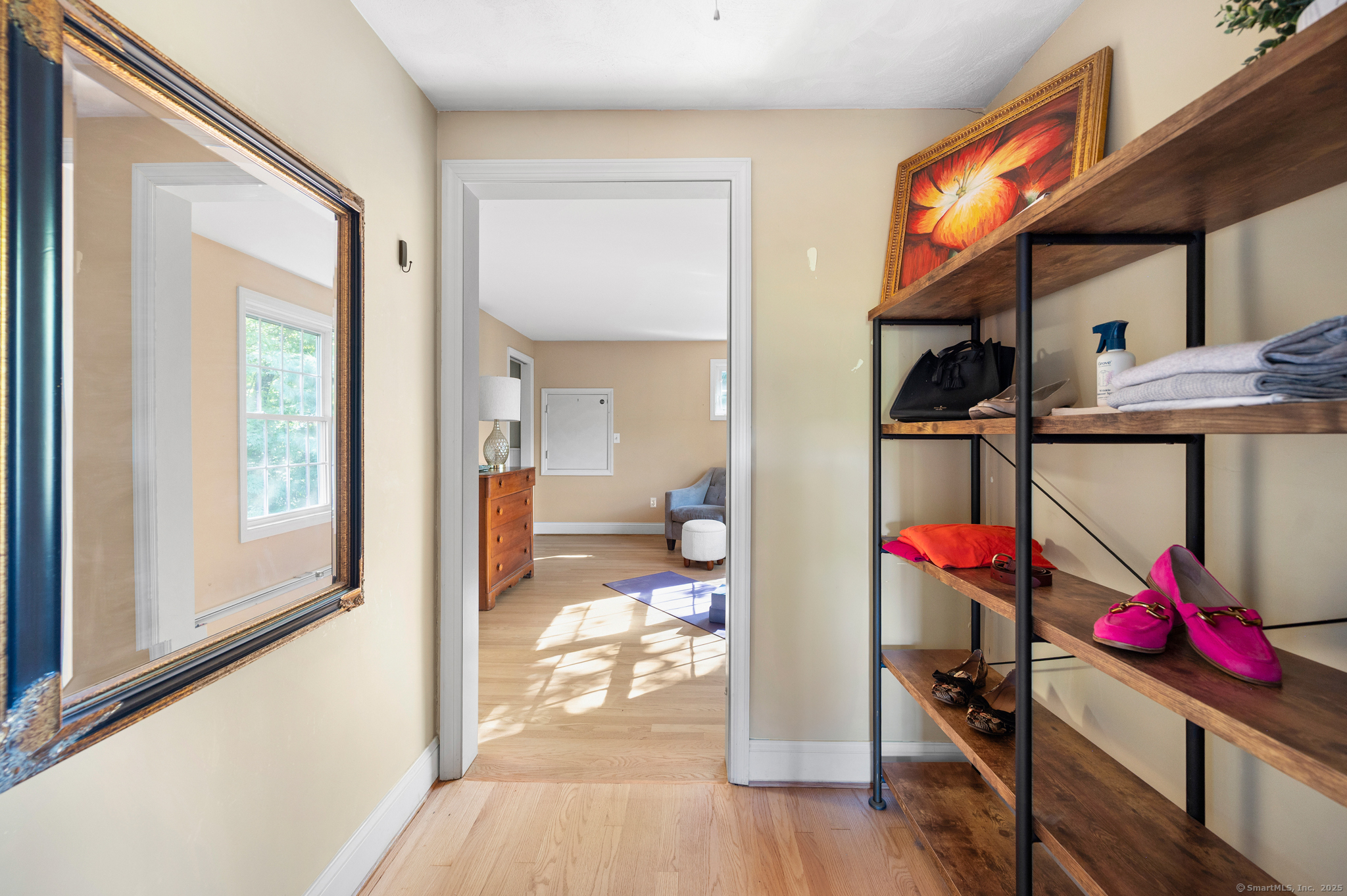 Manchester, Connecticut, 06040, United States, 4 Bedrooms Bedrooms, ,4 BathroomsBathrooms,Residential,For Sale,1988366