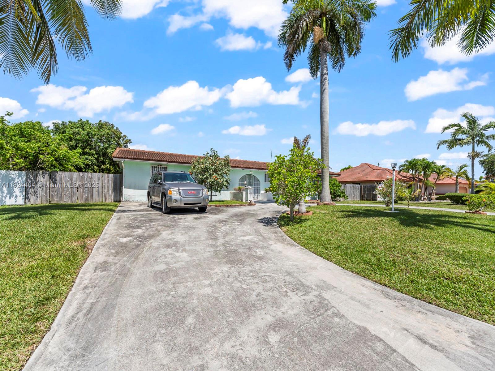 Palmetto Bay, Florida, 33157, United States, 3 Bedrooms Bedrooms, ,3 BathroomsBathrooms,Residential,For Sale,1867576