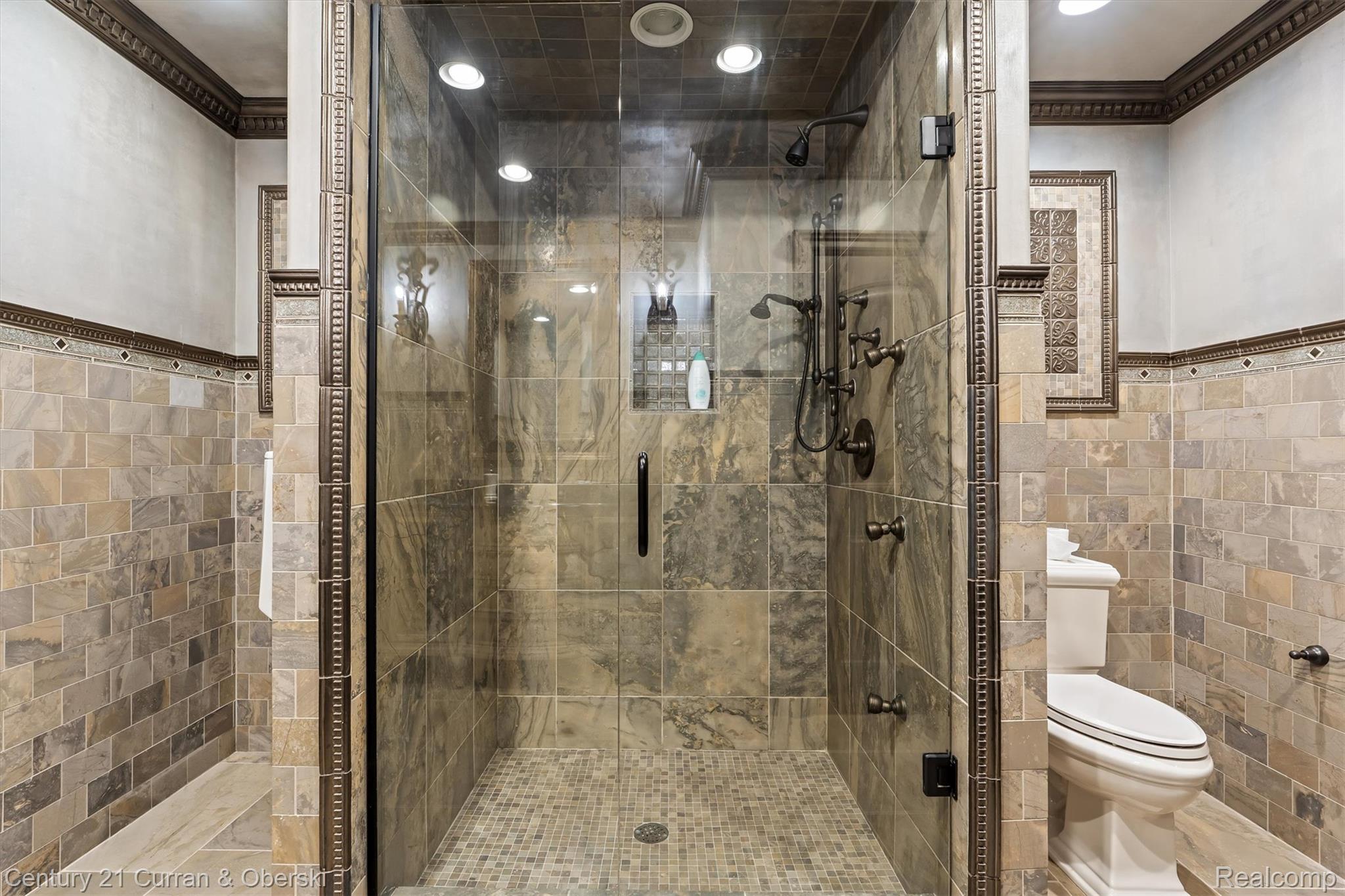 Northville, Michigan, 48168, United States, 4 Bedrooms Bedrooms, ,7 BathroomsBathrooms,Residential,For Sale,2038864