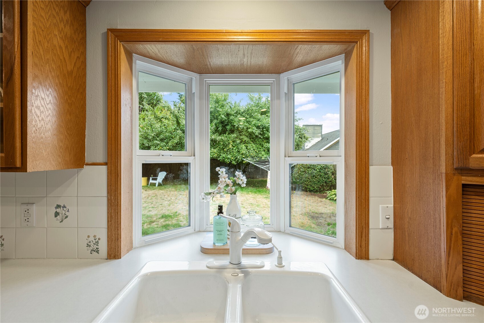 University Place, Washington, 98466, United States, 5 Bedrooms Bedrooms, ,3 BathroomsBathrooms,Residential,For Sale,1910787