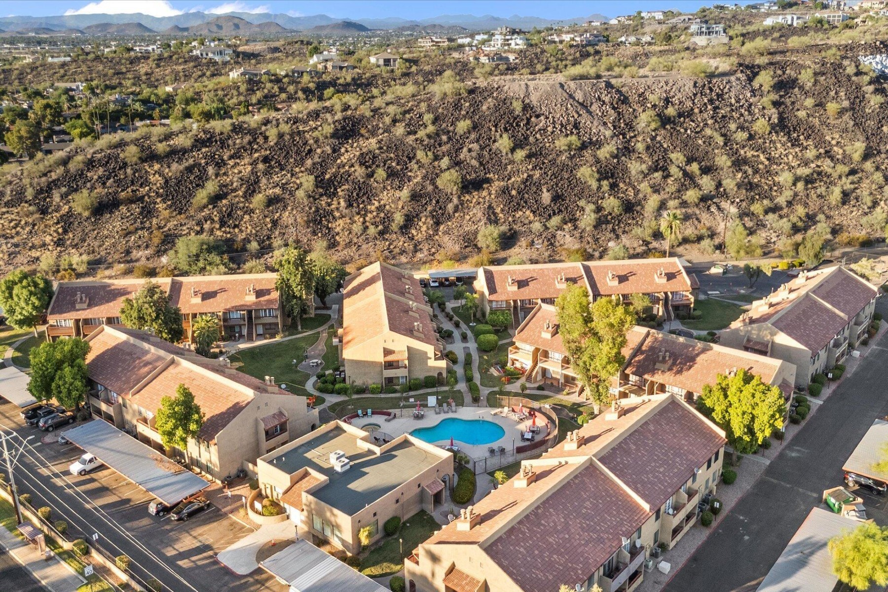  14203 N 19th Avenue  Phoenix, AZ - 物件實景