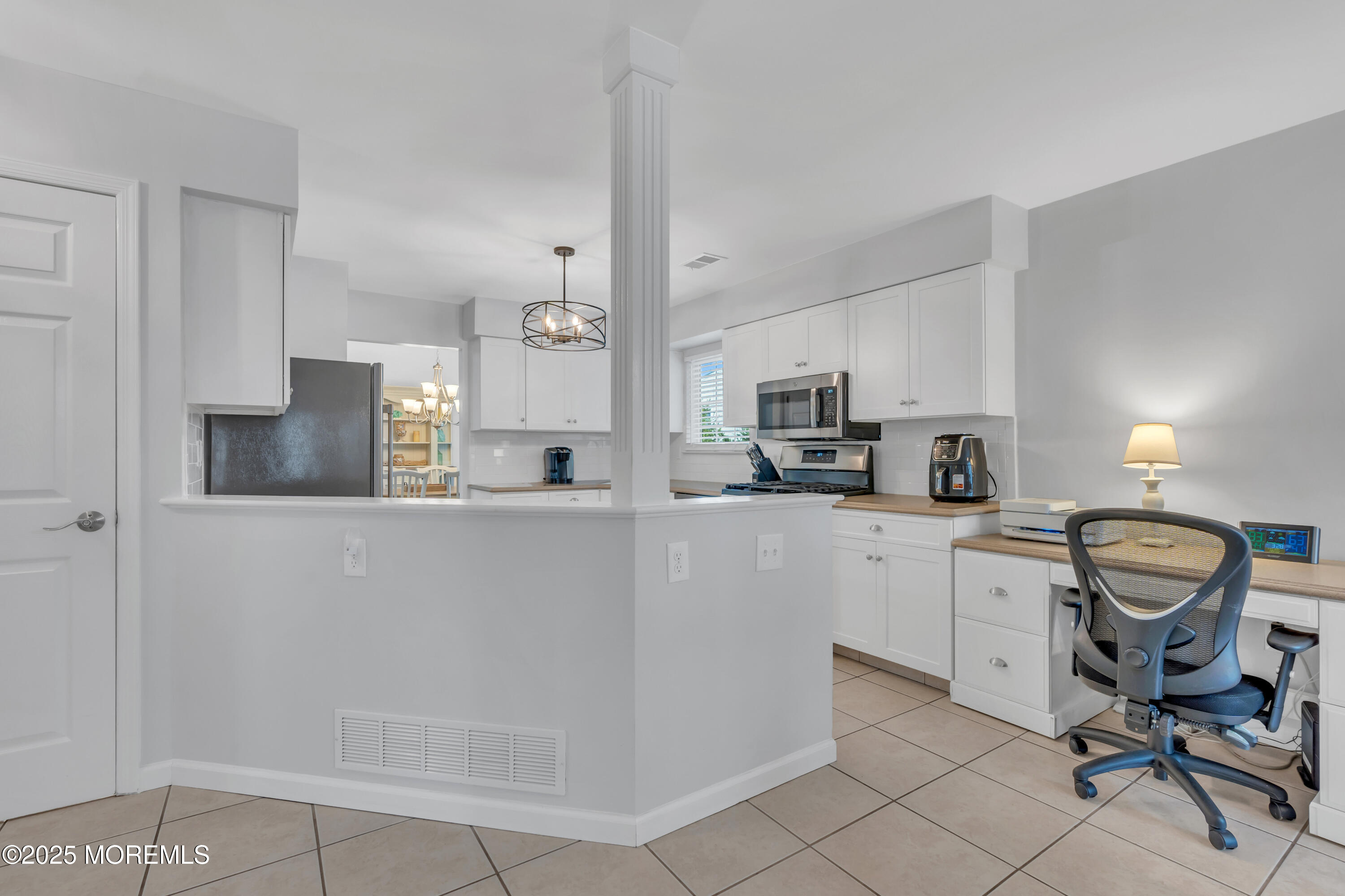 Howell, New Jersey, 07731, United States, 3 Bedrooms Bedrooms, ,3 BathroomsBathrooms,Residential,For Sale,1989169