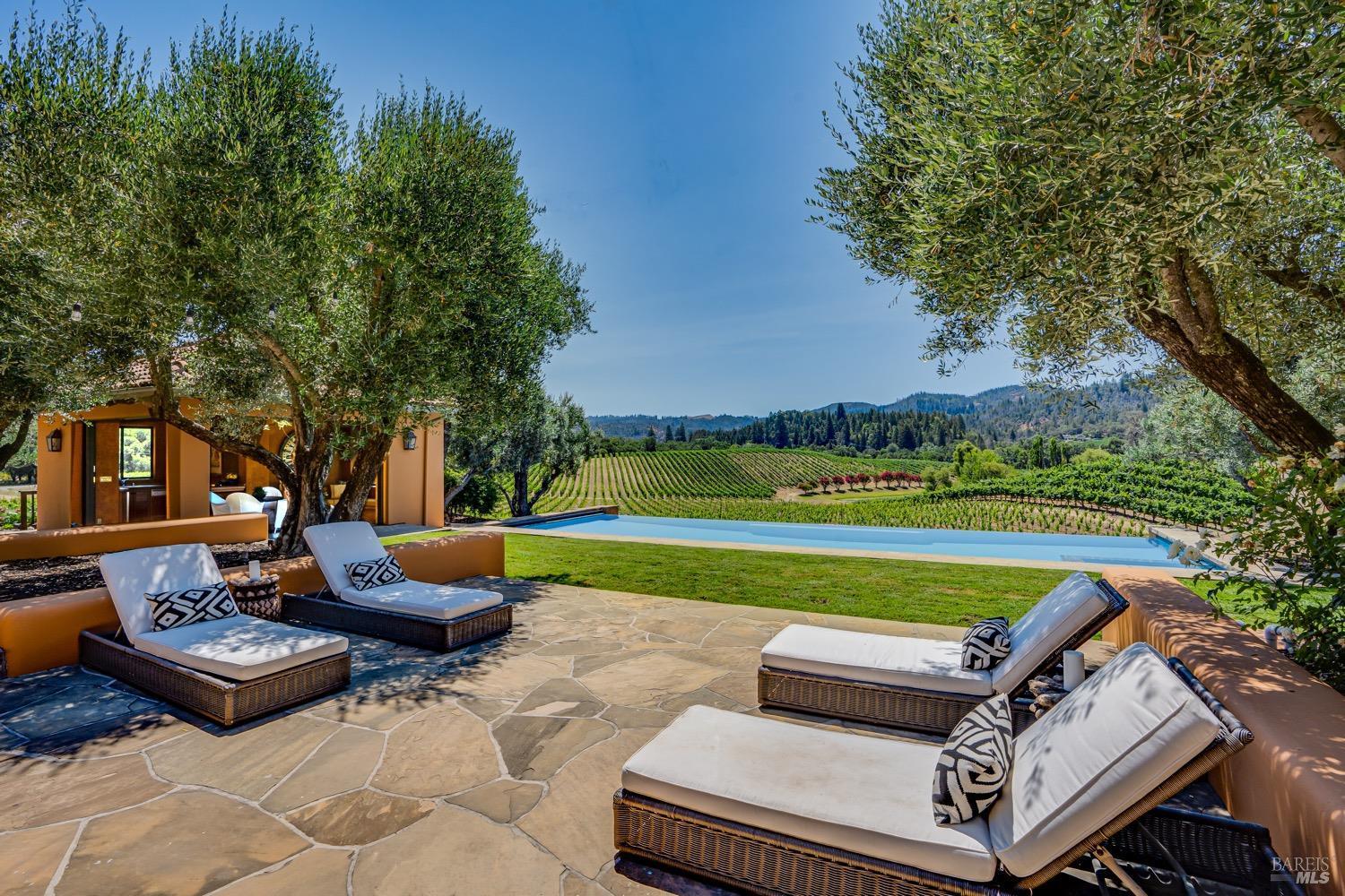 Calistoga, California, 94515, United States, 8 Bedrooms Bedrooms, ,10 BathroomsBathrooms,Residential,For Sale,1896819