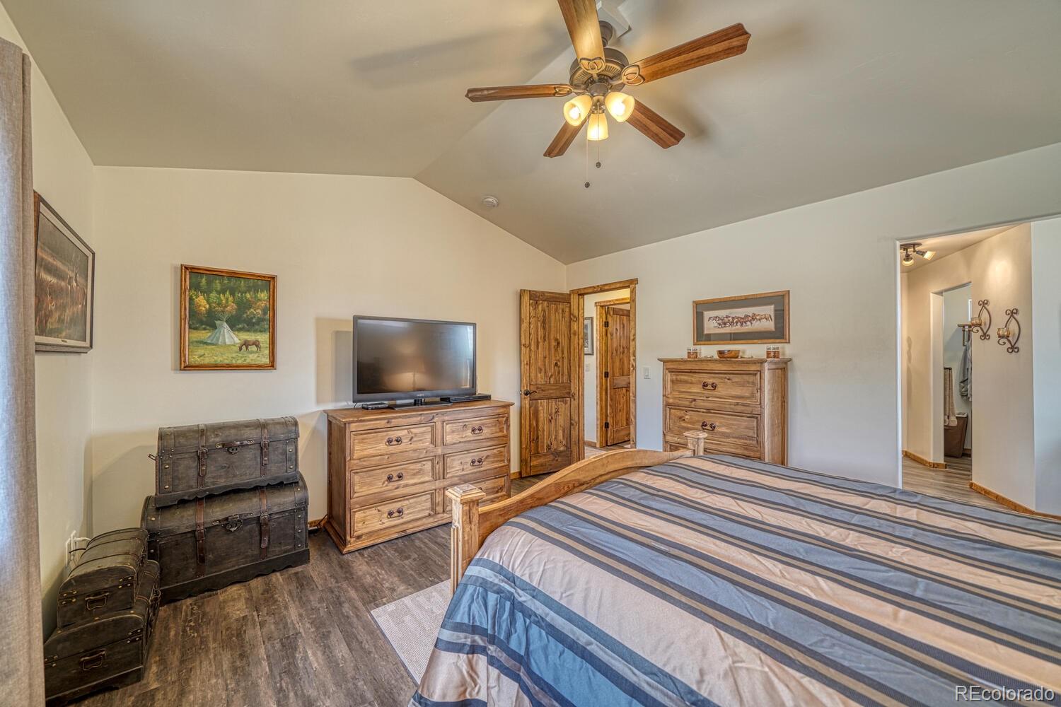 Hartsel, Colorado, 80449, United States, 2 Bedrooms Bedrooms, ,1 BathroomBathrooms,Residential,For Sale,1804606