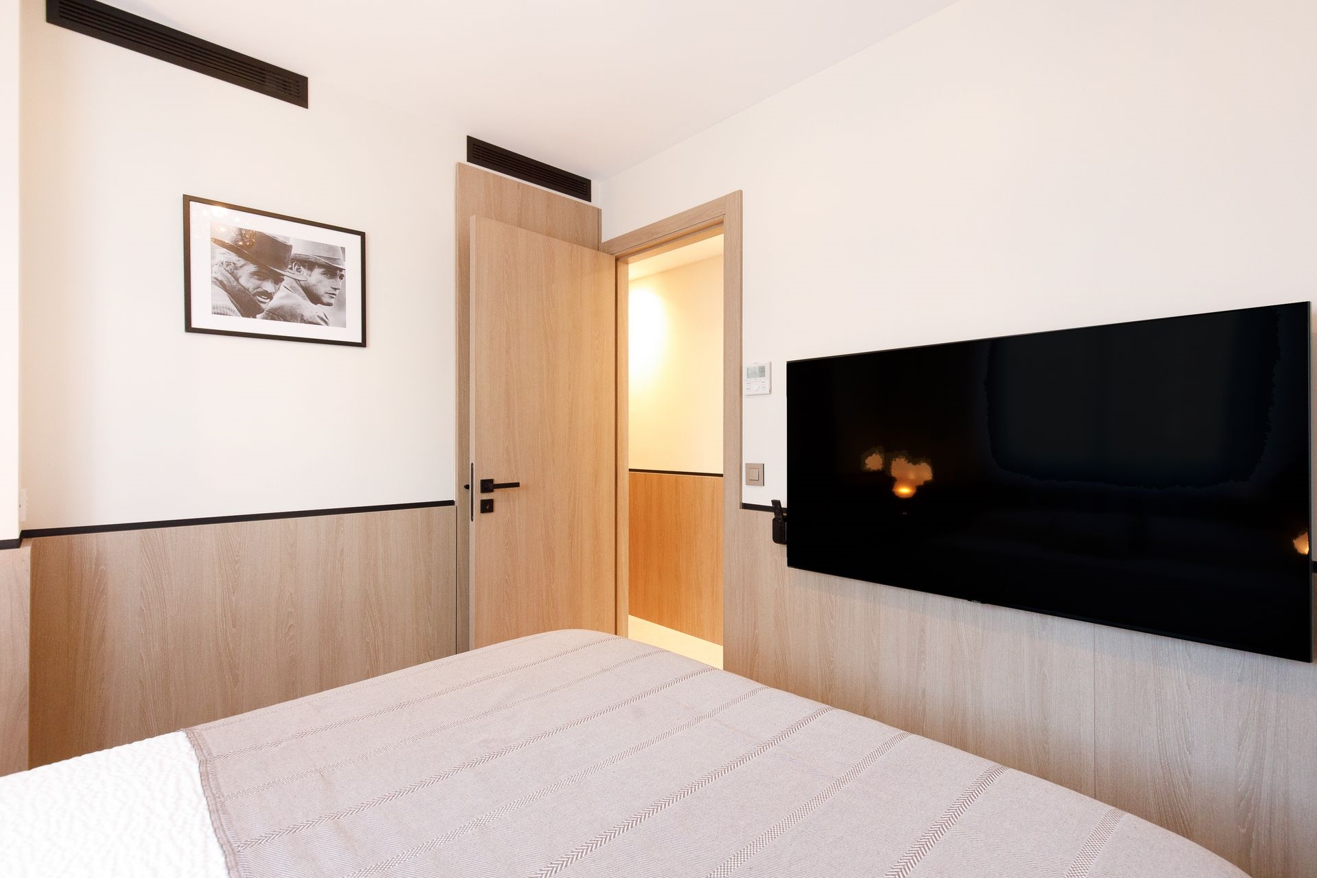  Cannes city centre, renovated 2-bedroom apartment ideal for rental investment - 物件實景