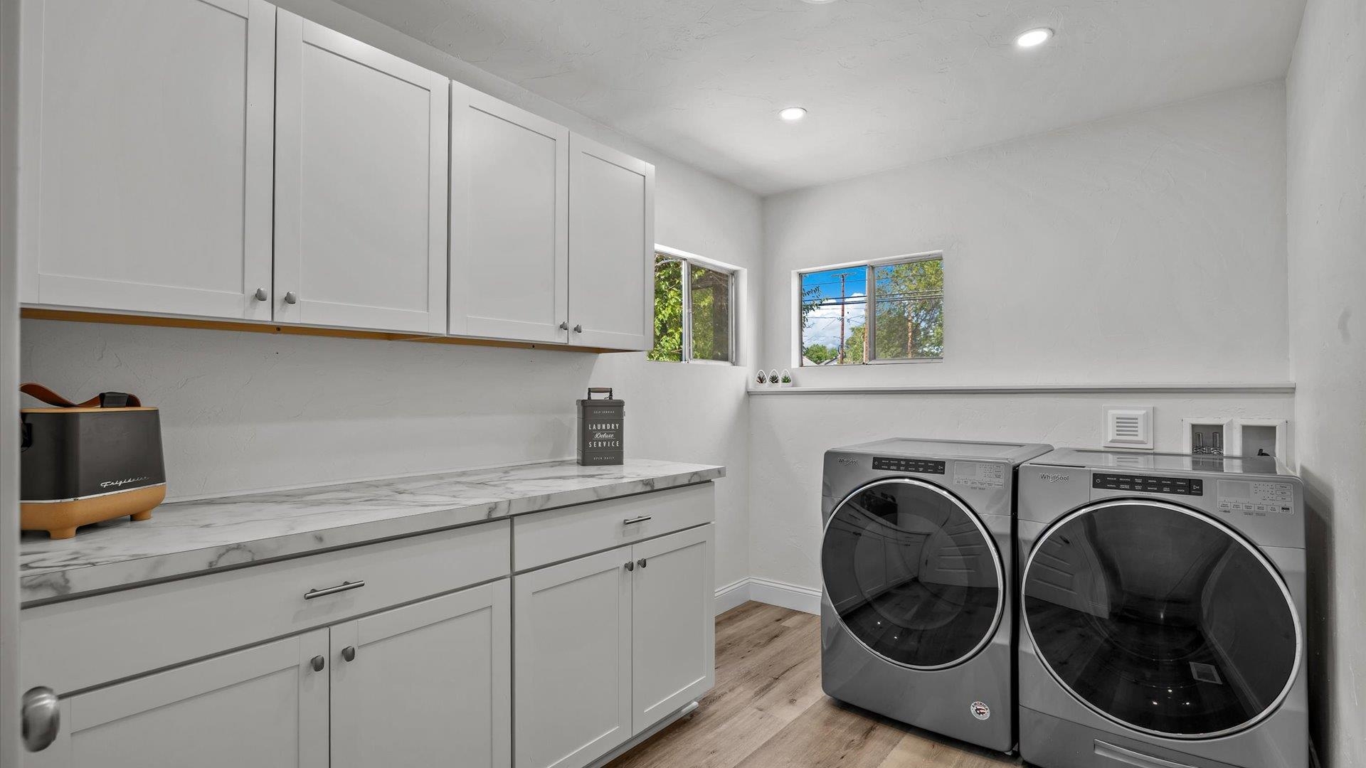 Grand Junction, Colorado, 81501, United States, 2 Bedrooms Bedrooms, ,2 BathroomsBathrooms,Residential,For Sale,1866831
