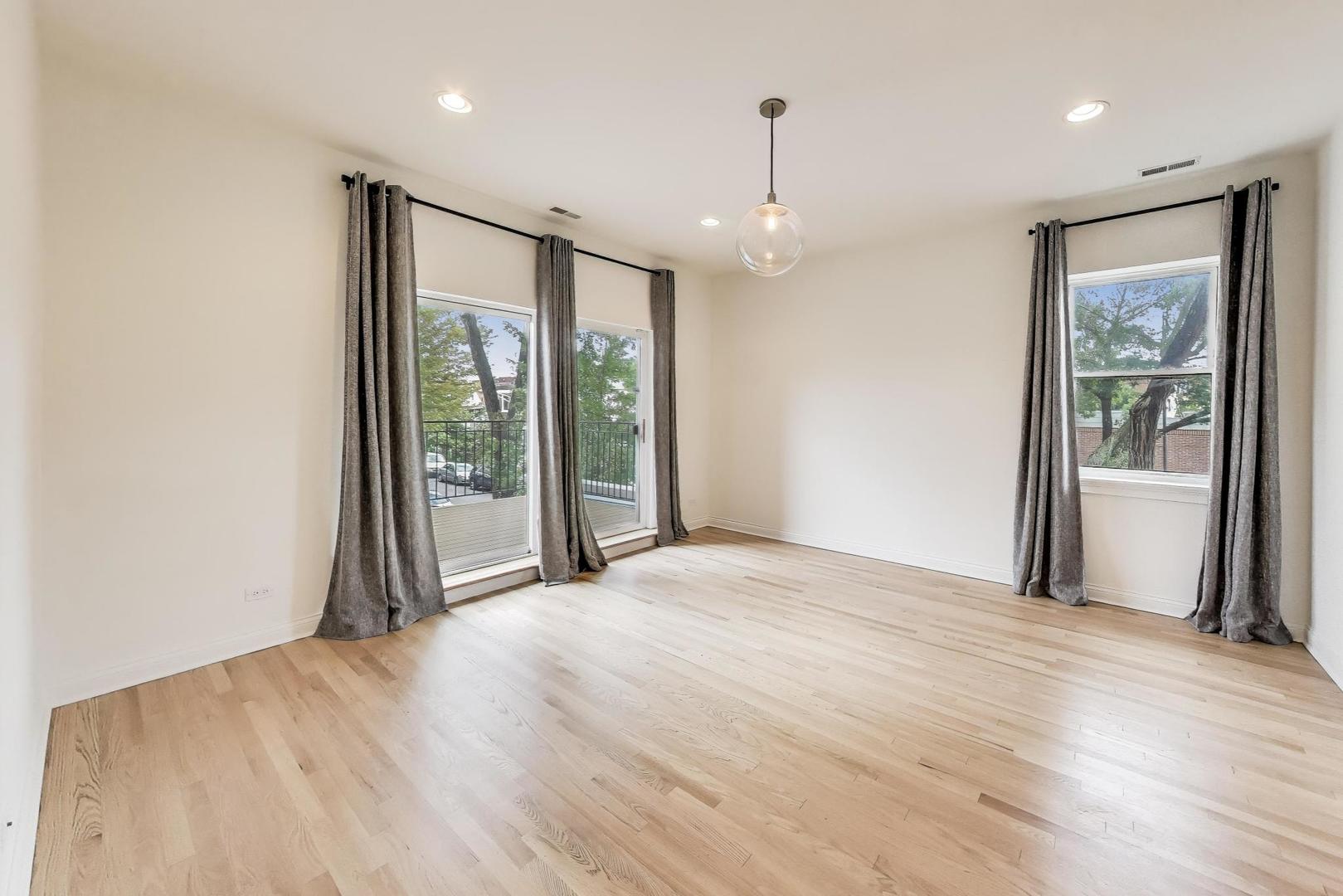 Chicago, Illinois, 60647, United States, 3 Bedrooms Bedrooms, ,2 BathroomsBathrooms,Residential,For Sale,1957515