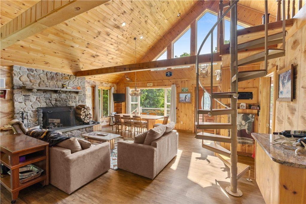 New Kingston, New York, 12459, United States, 2 Bedrooms Bedrooms, ,1 BathroomBathrooms,Residential,For Sale,1856509