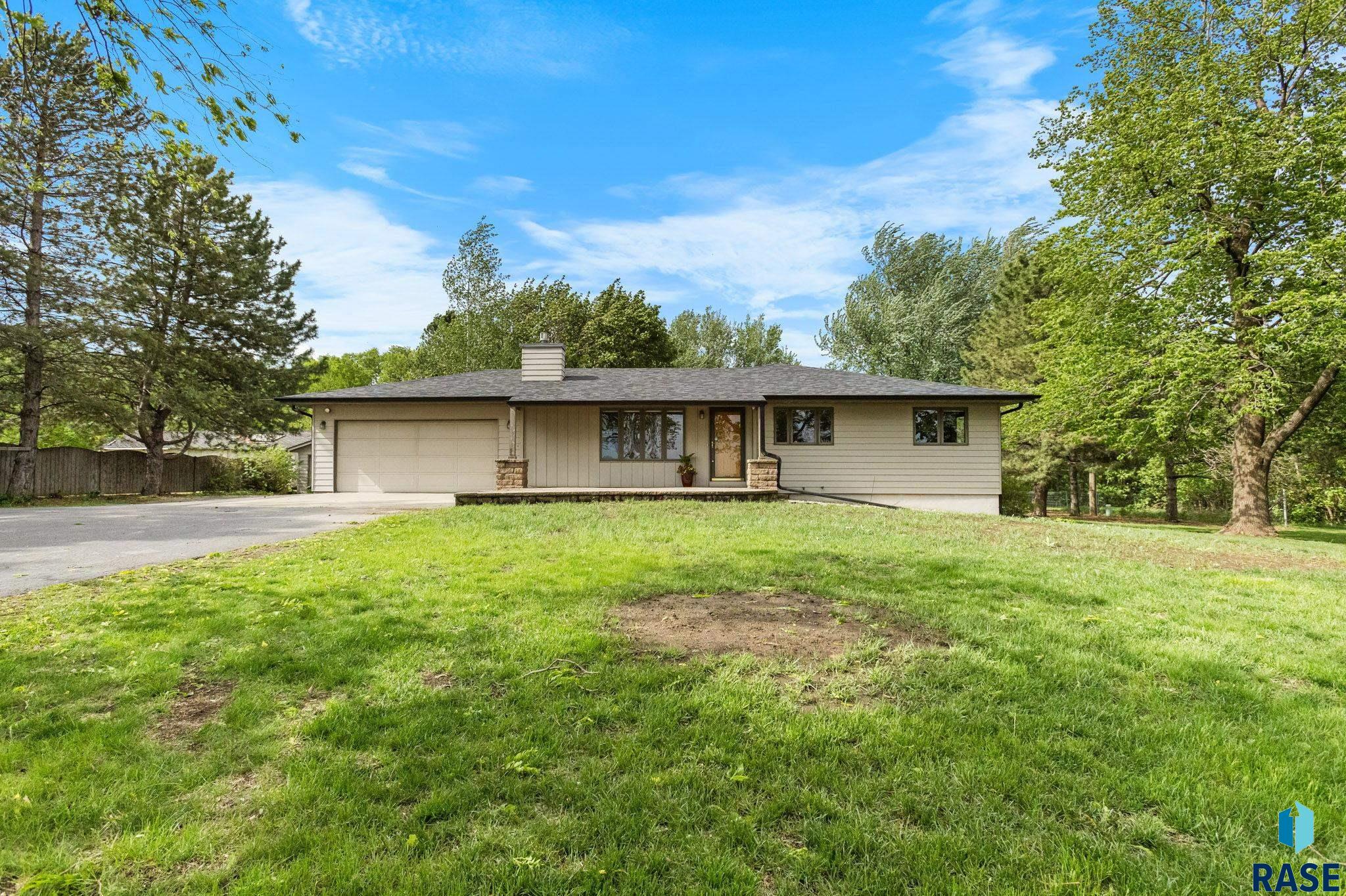 Harrisburg, South Dakota, 57032, United States, 5 Bedrooms Bedrooms, ,1 BathroomBathrooms,Residential,For Sale,1917762