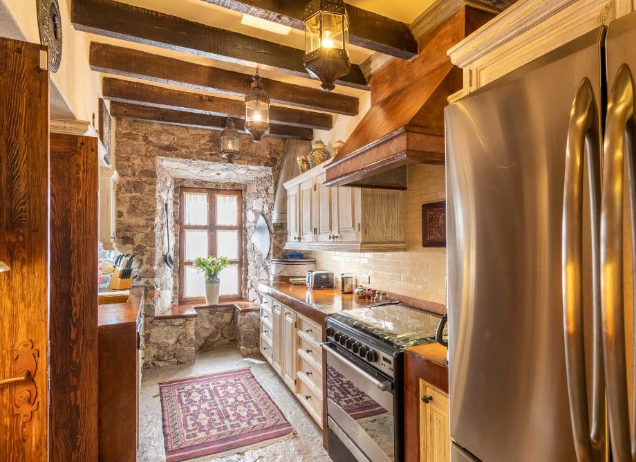 San Miguel de Allende, Guanajuato, 37700, Mexico, 7 Bedrooms Bedrooms, ,7 BathroomsBathrooms,Residential,For Sale,1995902