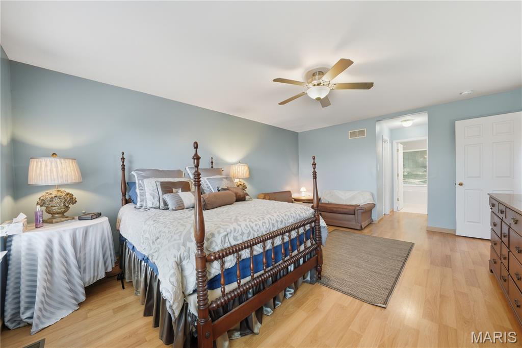 Wildwood, Missouri, 63011, United States, 4 Bedrooms Bedrooms, ,3 BathroomsBathrooms,Residential,For Sale,1962420