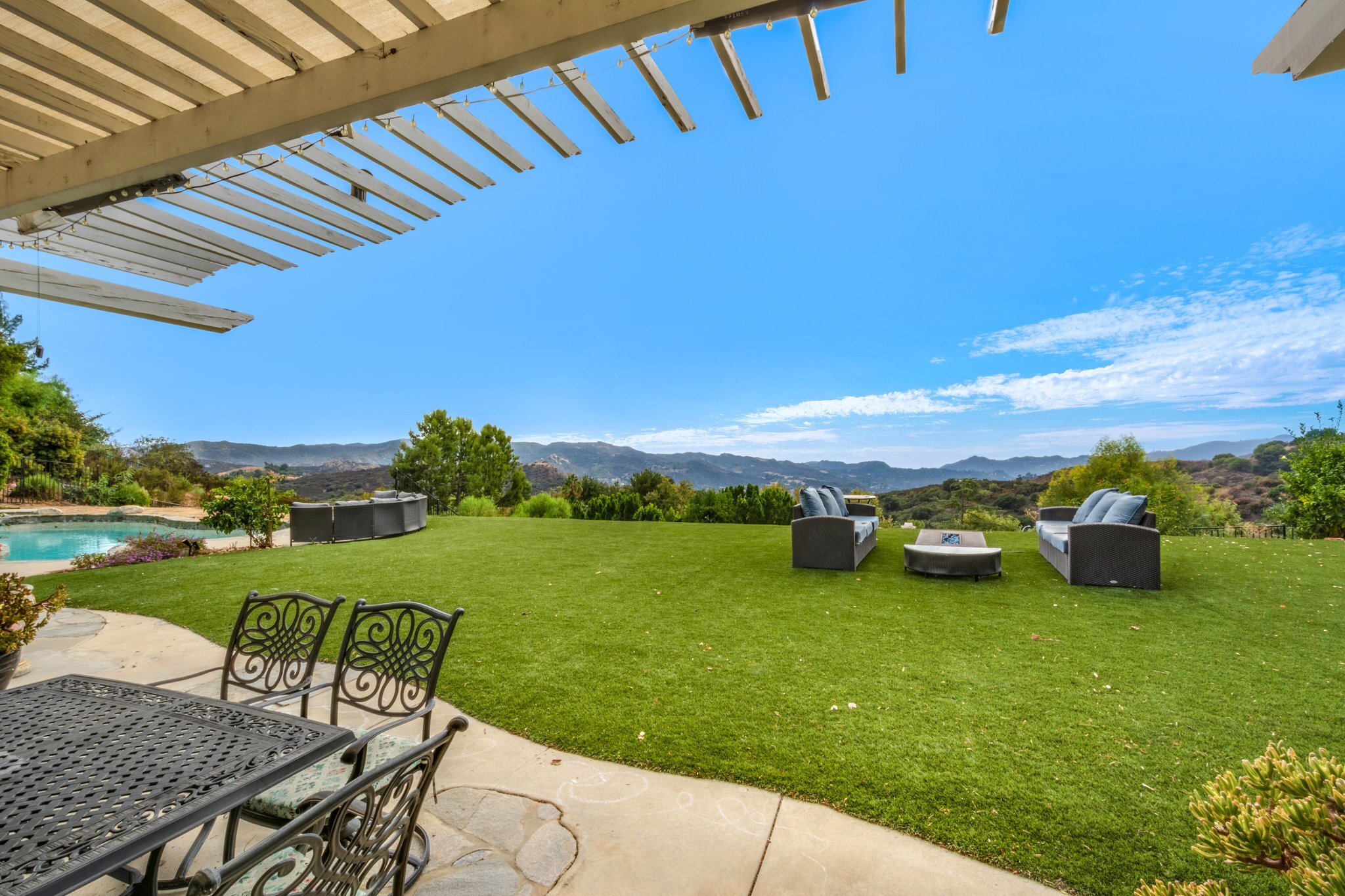  21128 Bellini Dr - 物件實景