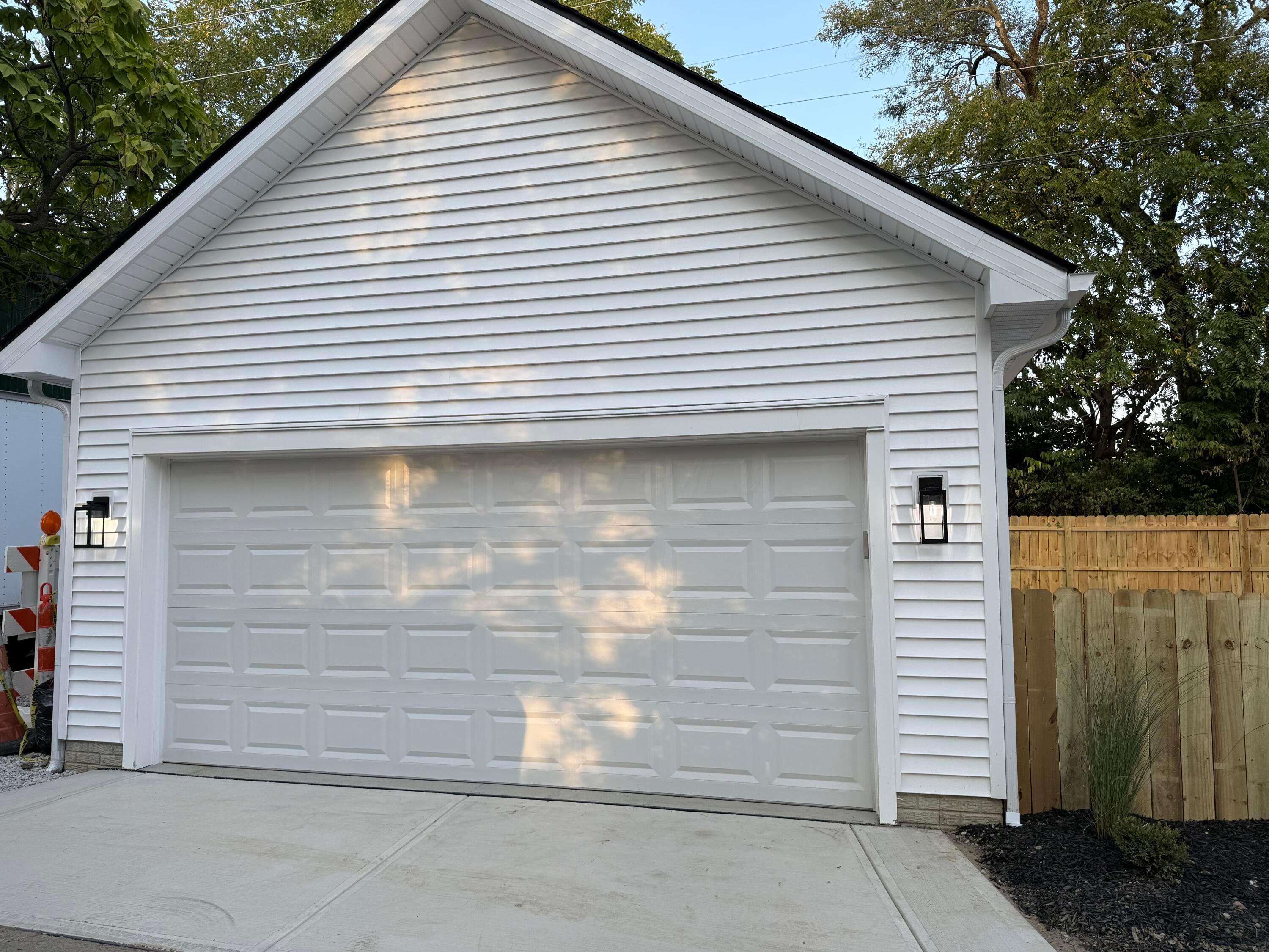Columbus, Ohio, 43202, United States, 3 Bedrooms Bedrooms, ,3 BathroomsBathrooms,Residential,For Sale,1947098
