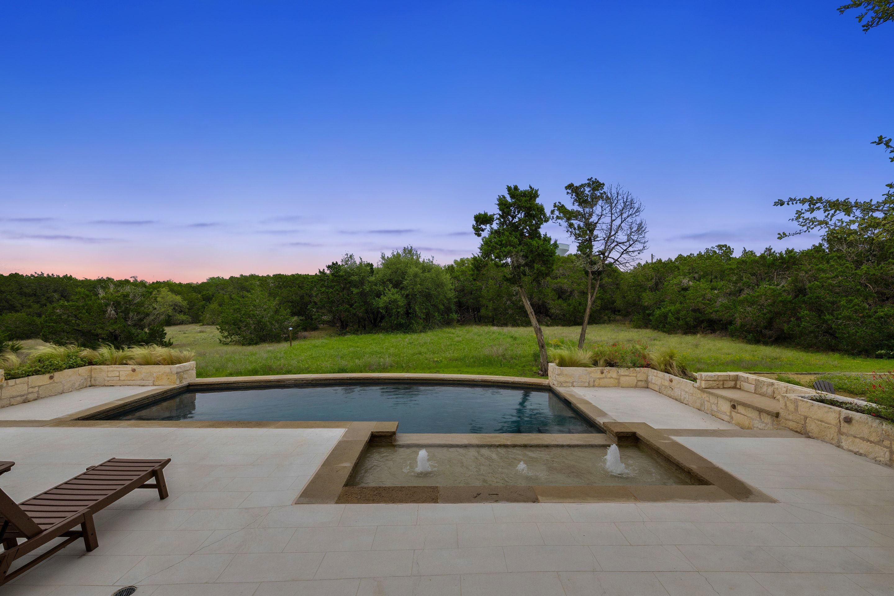  Incredible & Rare Home in The Overlook at Lewis Mountain - A SW Austin Gem - 物件實景