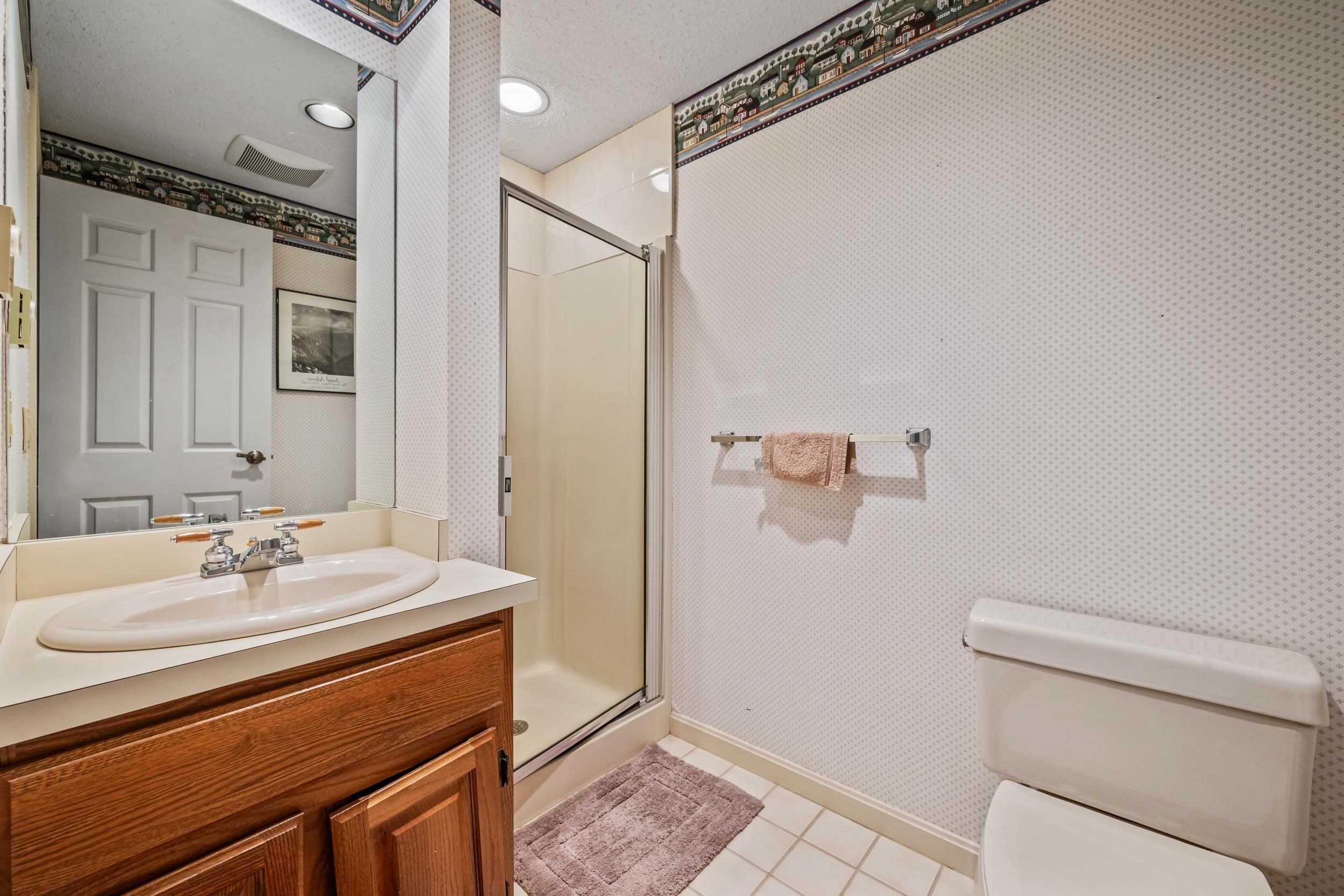 Jackson, New Hampshire, 03846, United States, 2 Bedrooms Bedrooms, ,2 BathroomsBathrooms,Residential,For Sale,1988015