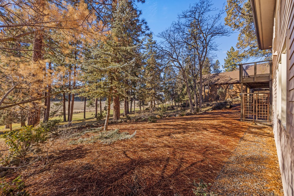 KLAMATH FALLS, Oregon, 97601, United States, 3 Bedrooms Bedrooms, ,4 BathroomsBathrooms,Residential,For Sale,1981715