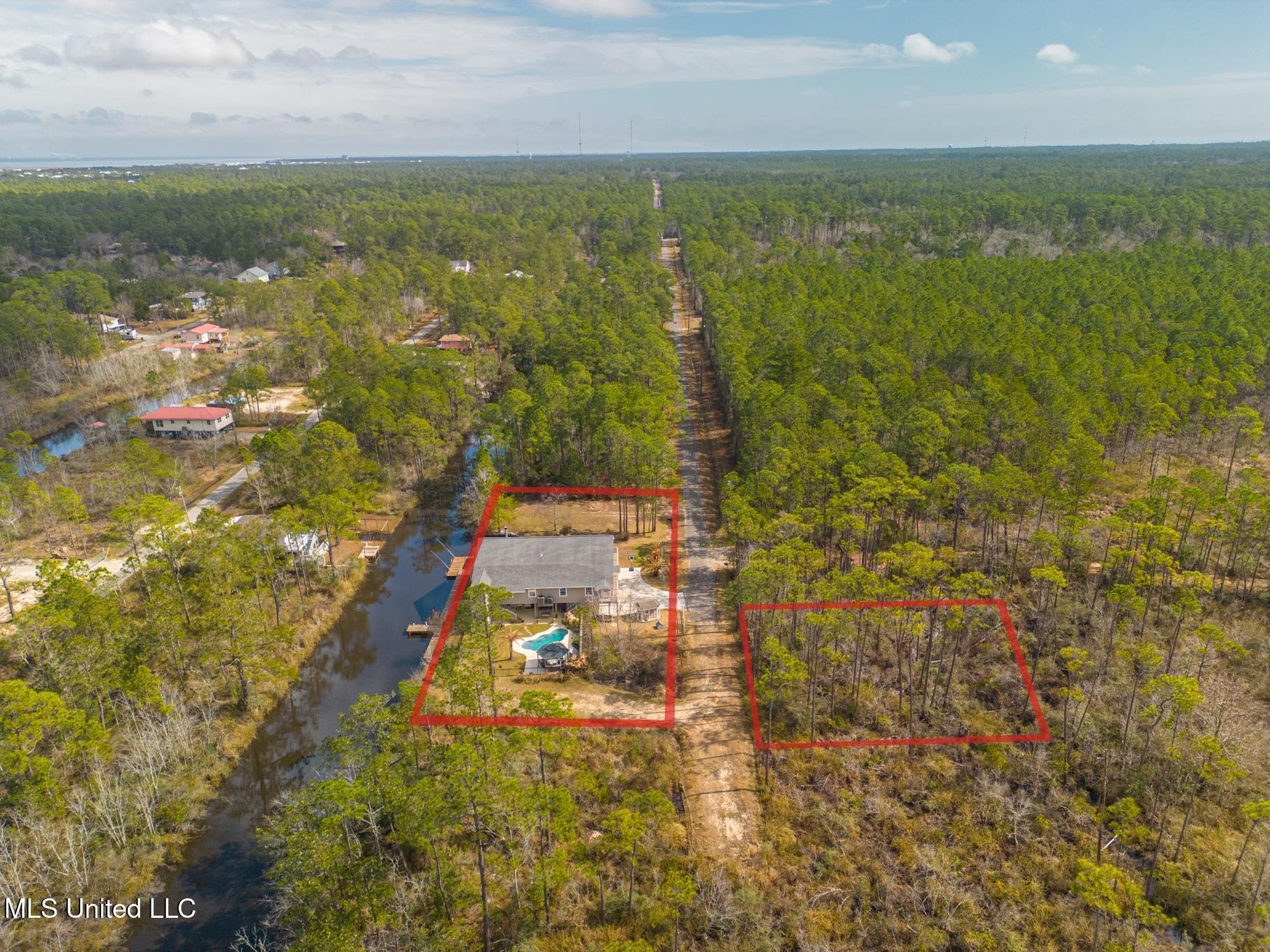 Bay Saint Louis, Mississippi, 39520, United States, 4 Bedrooms Bedrooms, ,4 BathroomsBathrooms,Residential,For Sale,1981331