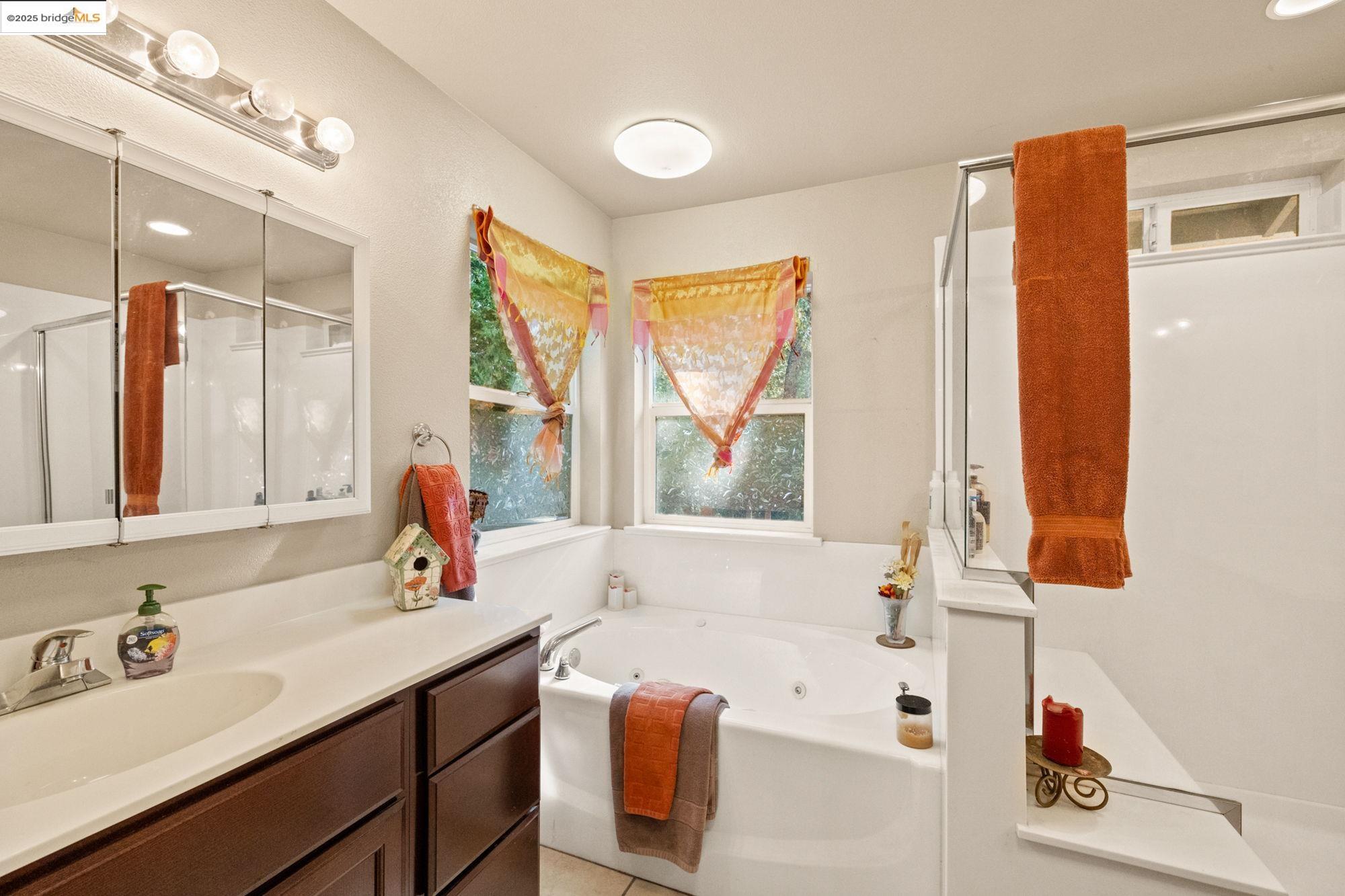 Sonora, California, 95370, United States, 5 Bedrooms Bedrooms, ,3 BathroomsBathrooms,Residential,For Sale,1979113