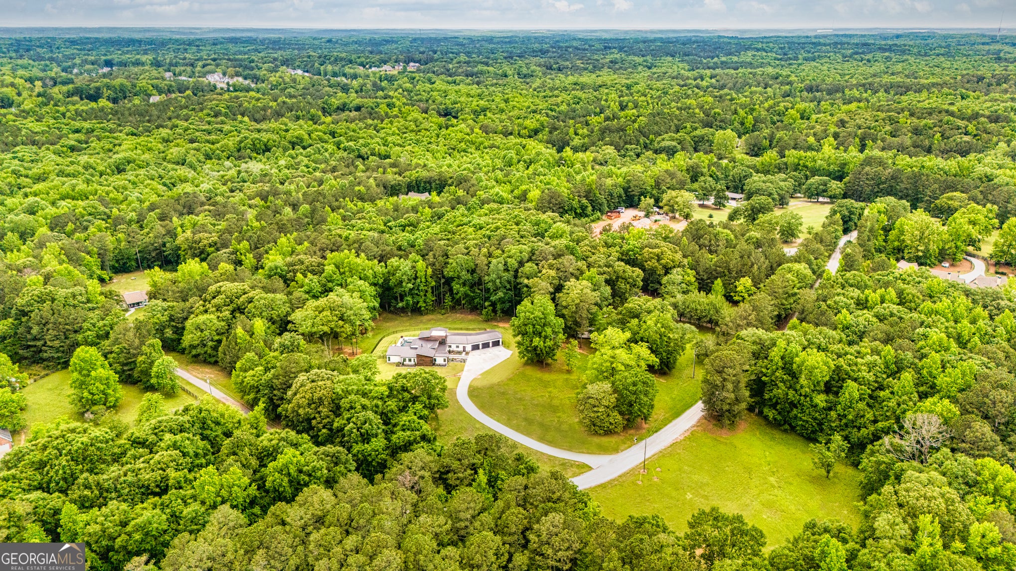 Tyrone, Georgia, 30290, United States, 4 Bedrooms Bedrooms, ,4 BathroomsBathrooms,Residential,For Sale,1920304