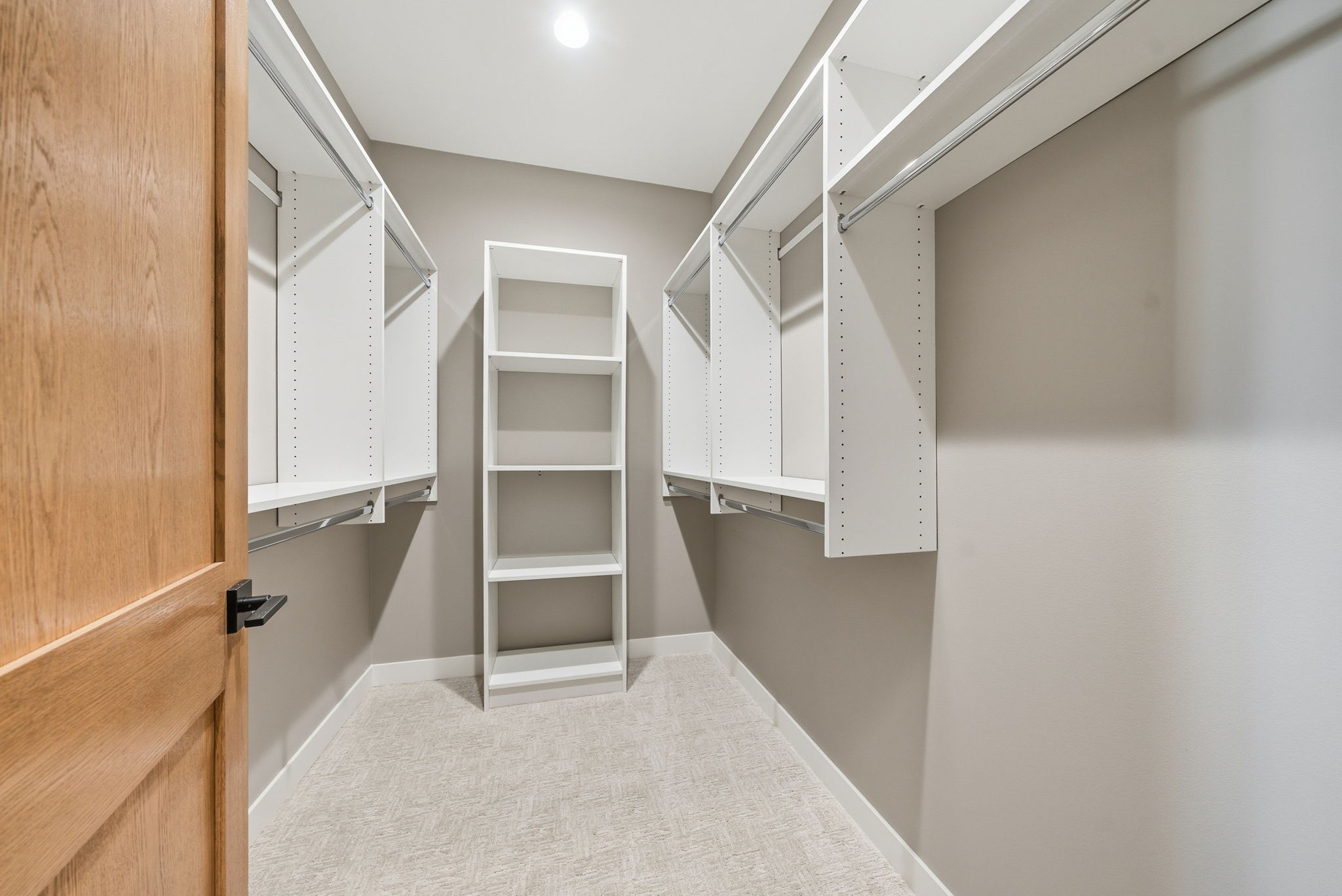 Sioux Falls, South Dakota, 57110, United States, 3 Bedrooms Bedrooms, ,3 BathroomsBathrooms,Residential,For Sale,2001465