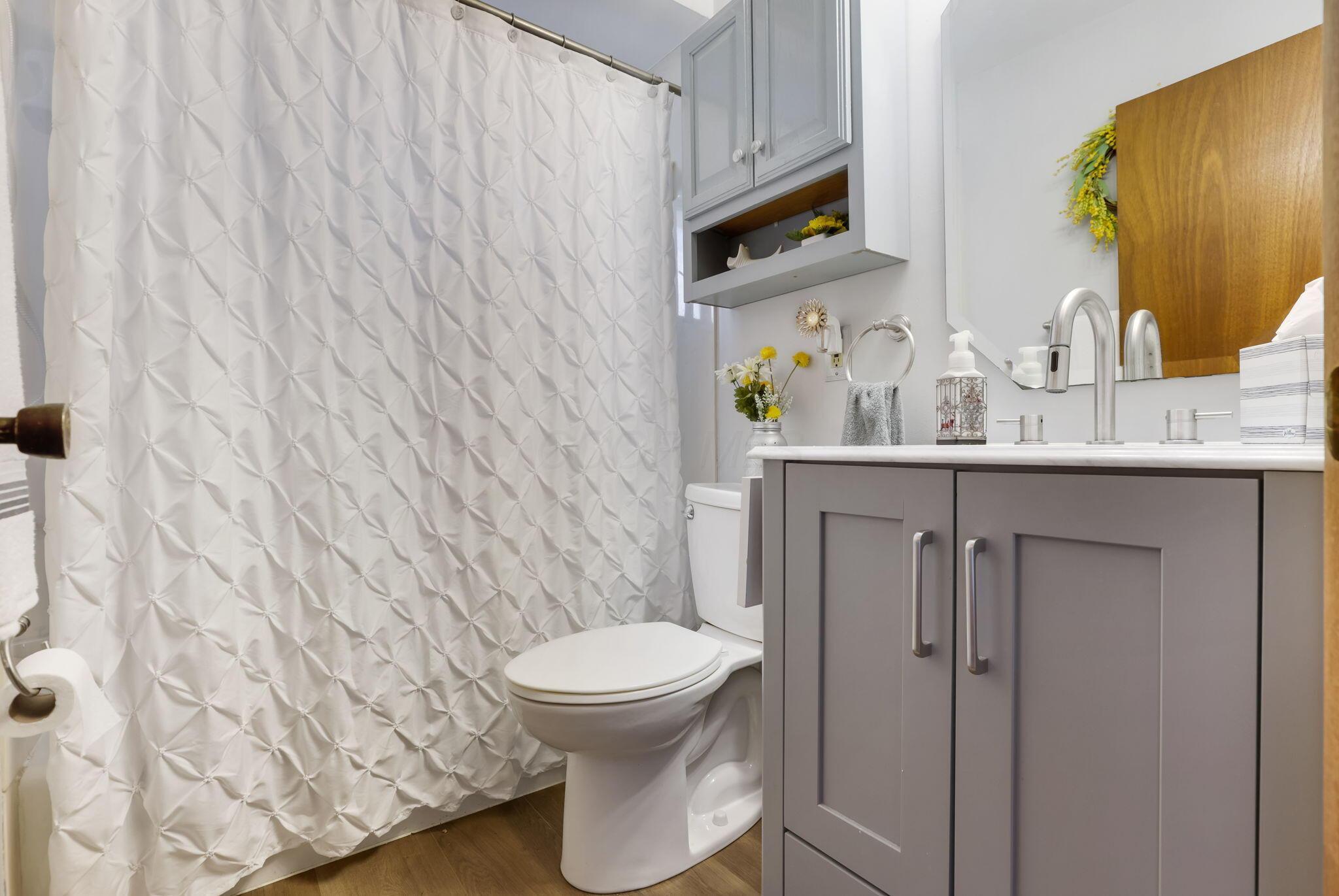 Grove City, Ohio, 43123, United States, 3 Bedrooms Bedrooms, ,3 BathroomsBathrooms,Residential,For Sale,2007789