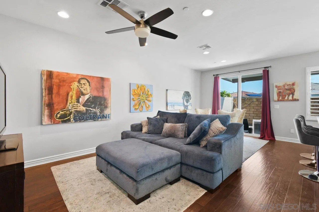 Lakeside, California, 92040, United States, 3 Bedrooms Bedrooms, ,3 BathroomsBathrooms,Residential,For Sale,1859474