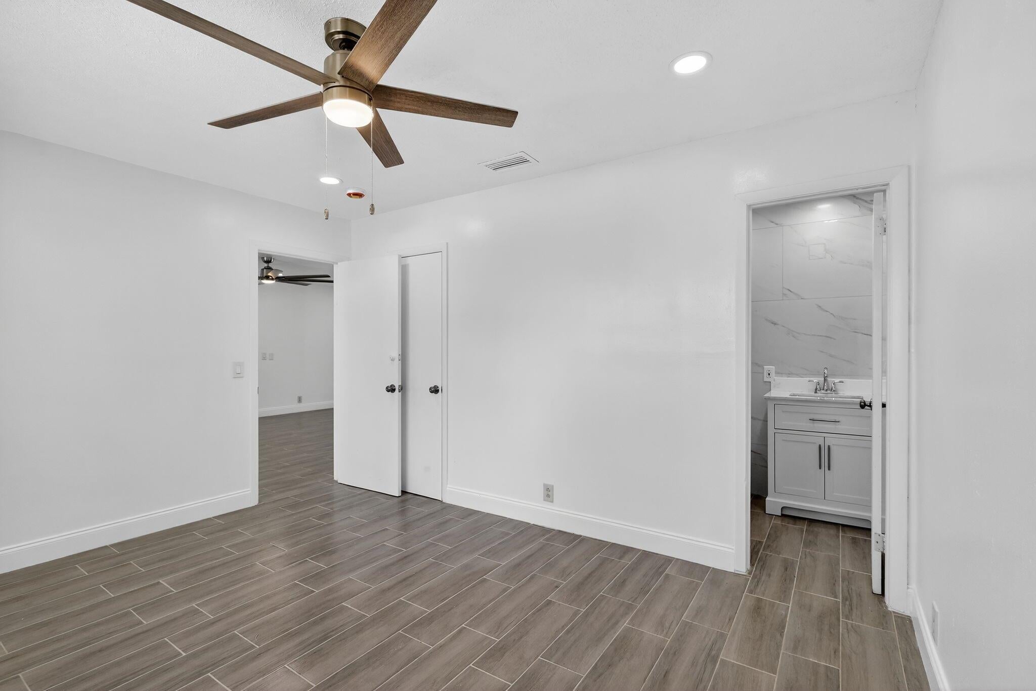 West Palm Beach, Florida, 33401, United States, 4 Bedrooms Bedrooms, ,2 BathroomsBathrooms,Residential,For Sale,1975982