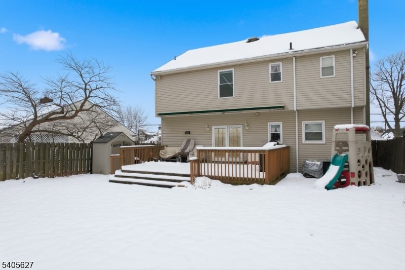 Carteret Boro, New Jersey, 07008, United States, 4 Bedrooms Bedrooms, ,3 BathroomsBathrooms,Residential,For Sale,2009745