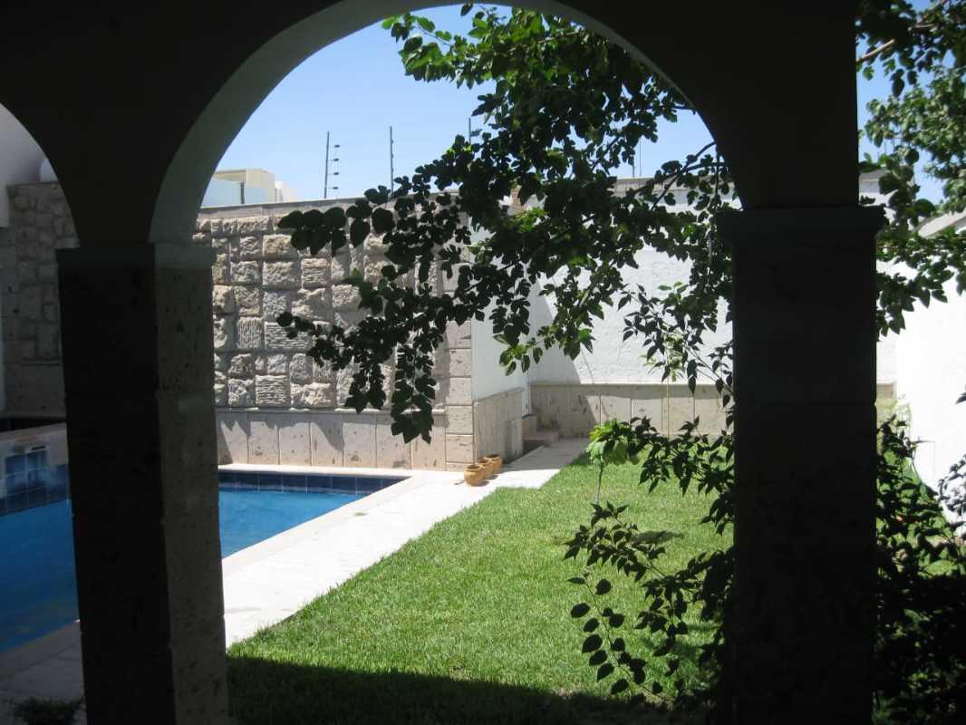 CALLEJON DEL PASEO, Torreón, Coahuila de Zaragoza, 27250, Mexico, 6 Bedrooms Bedrooms, ,6 BathroomsBathrooms,Residential,For Sale,CALLEJON DEL PASEO,1234260
