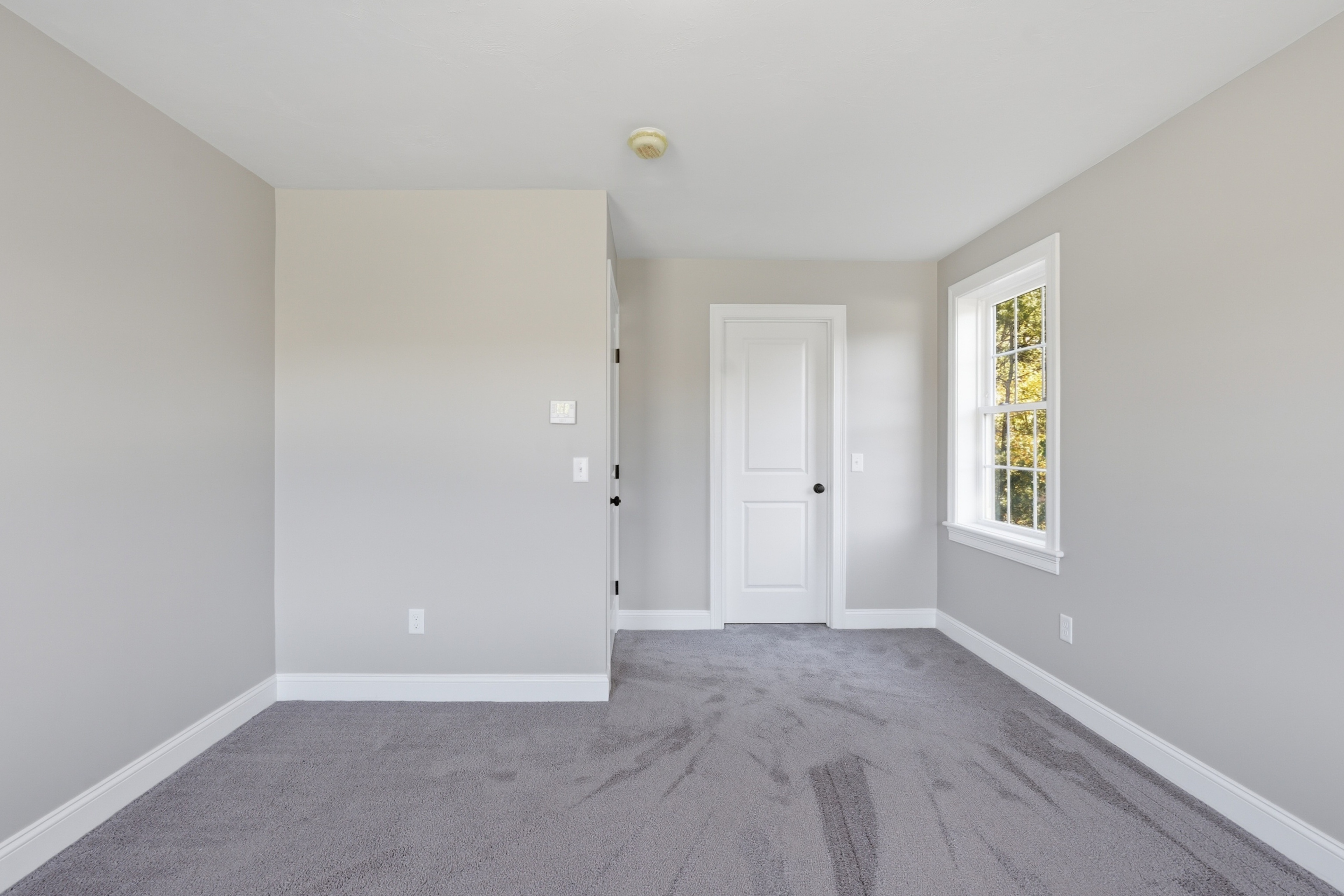  126 Townsend Harbor Road, Lunenburg, MA 01462 - 物件實景
