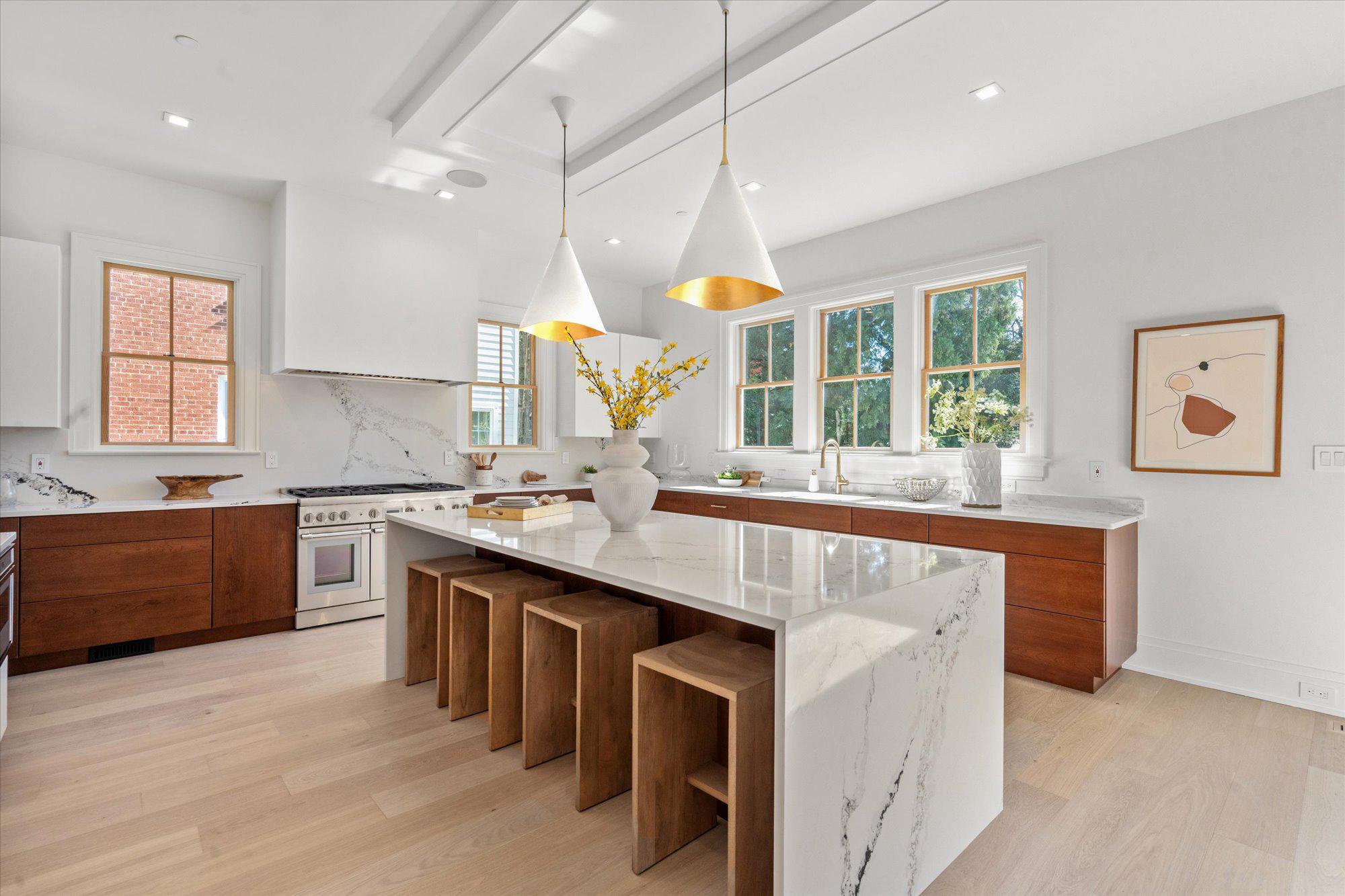  5022 Cathedral Avenue NW, Washington, DC, 20016 - 物件實景