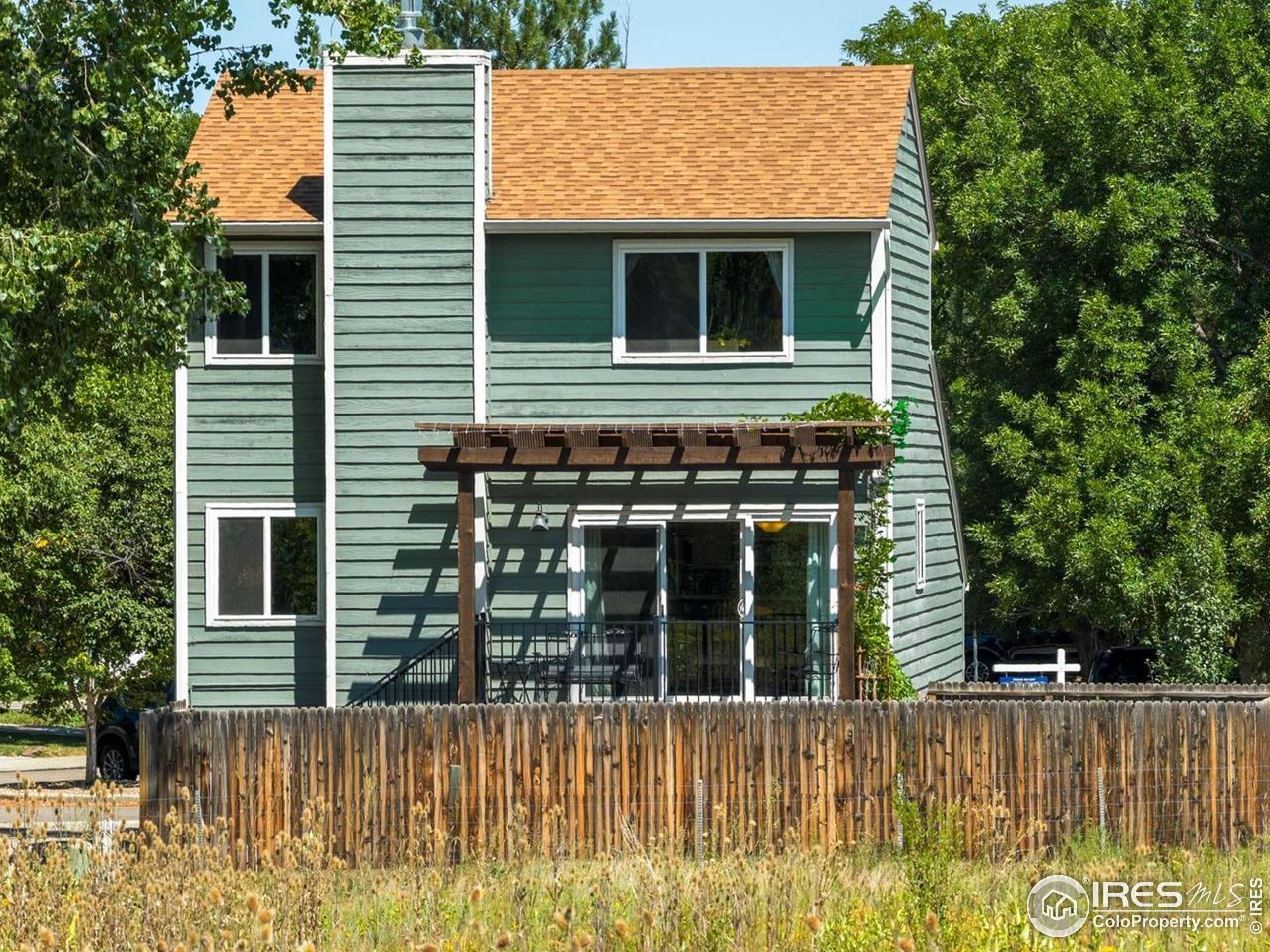 Boulder, Colorado, 80303, United States, 3 Bedrooms Bedrooms, ,2 BathroomsBathrooms,Residential,For Sale,1926436