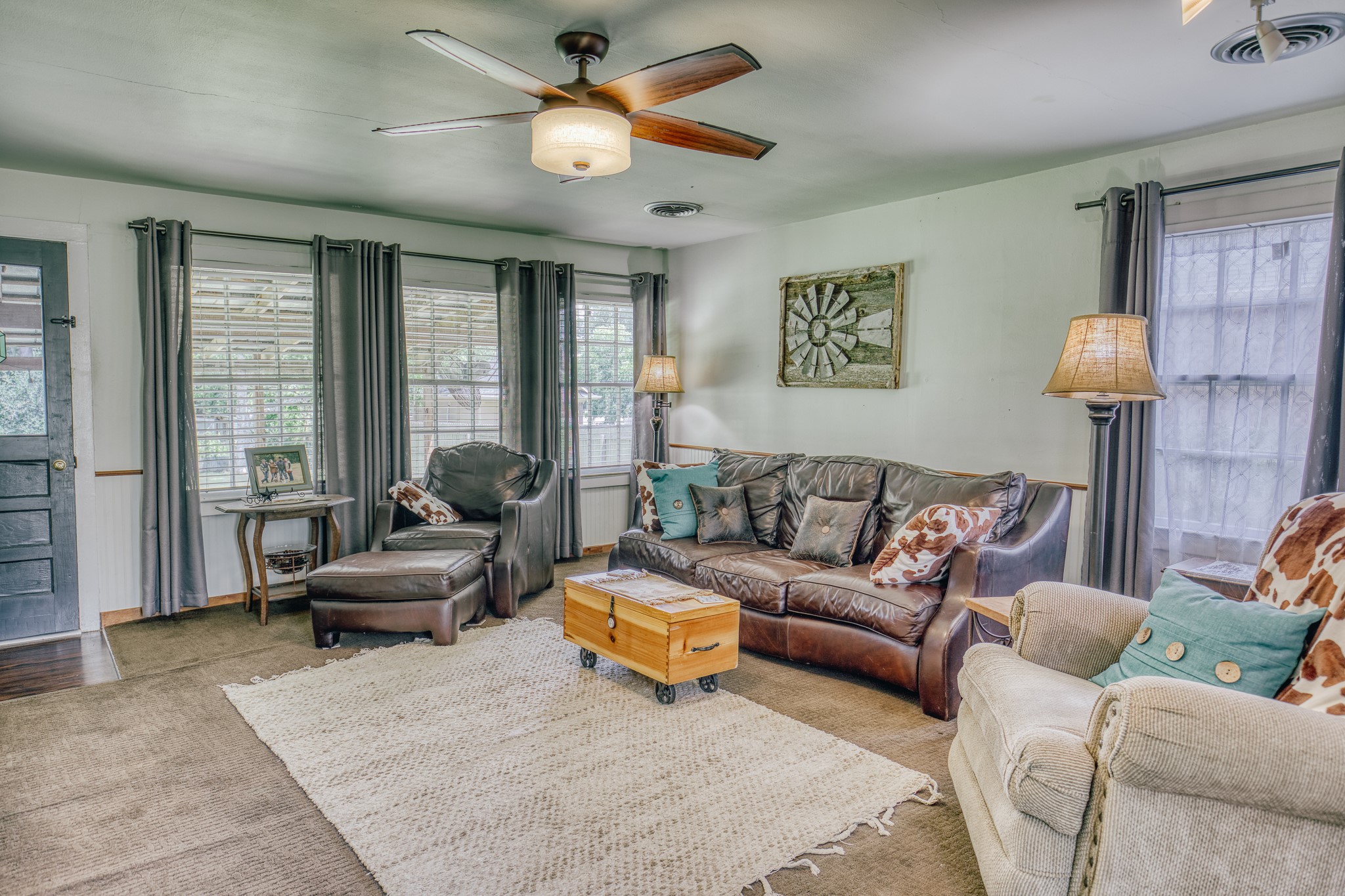  601 S Masonic Street, Bellville, TX, 77418 - 物件實景