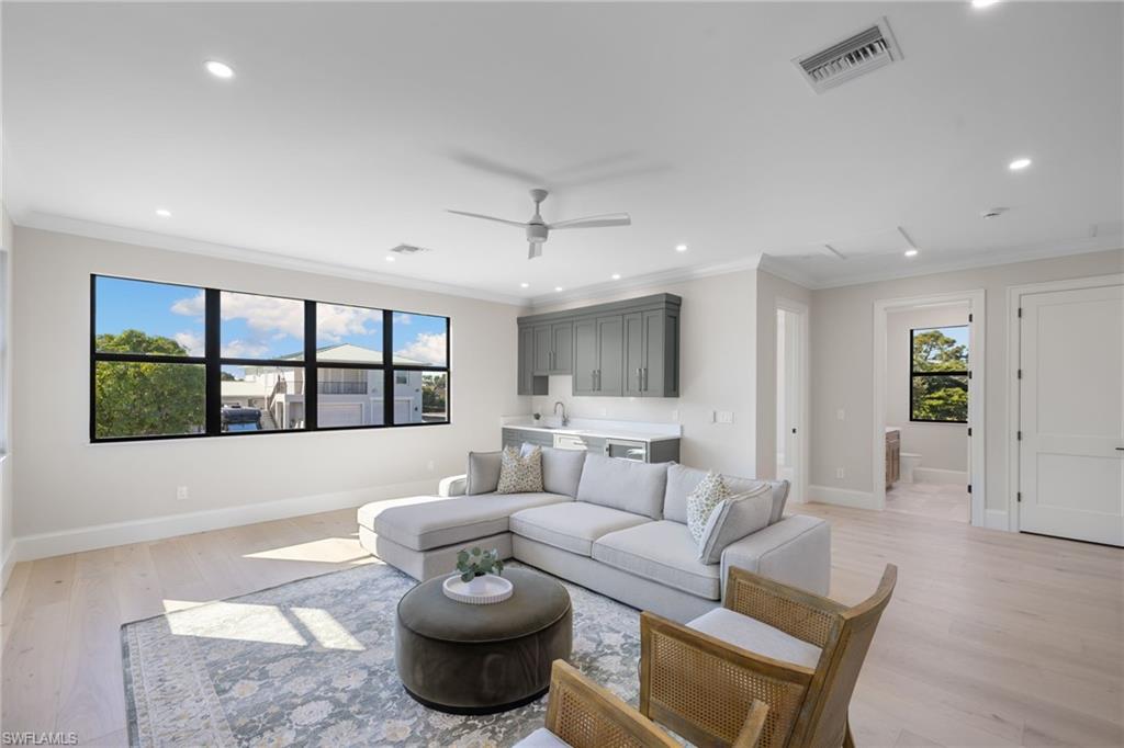 Naples, Florida, 34112, United States, 4 Bedrooms Bedrooms, ,3 BathroomsBathrooms,Residential,For Sale,1992920