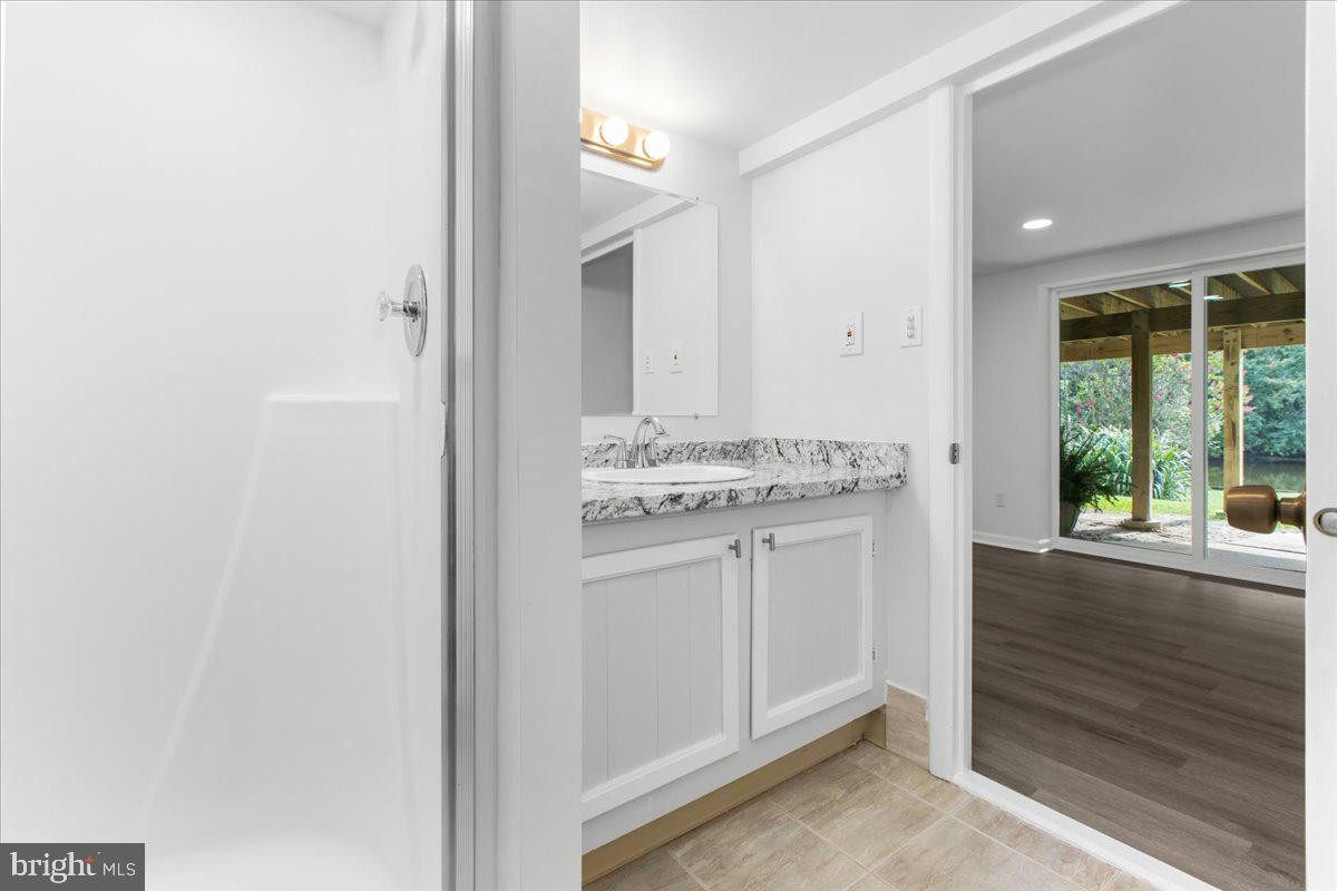 PASADENA, Maryland, 21122, United States, 4 Bedrooms Bedrooms, ,4 BathroomsBathrooms,Residential,For Sale,1979207