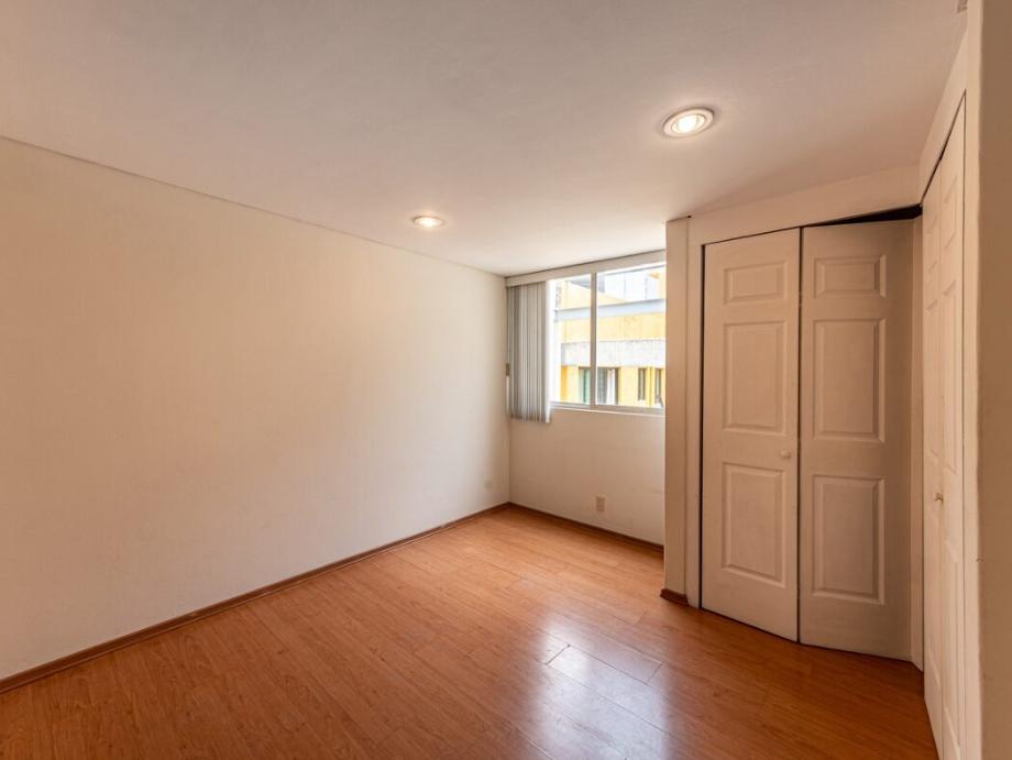 Rio Panuco, Cuauhtémoc, Ciudad de México, 06500, Mexico, 2 Bedrooms Bedrooms, ,2 BathroomsBathrooms,Residential,For Sale,Rio Panuco,1676779