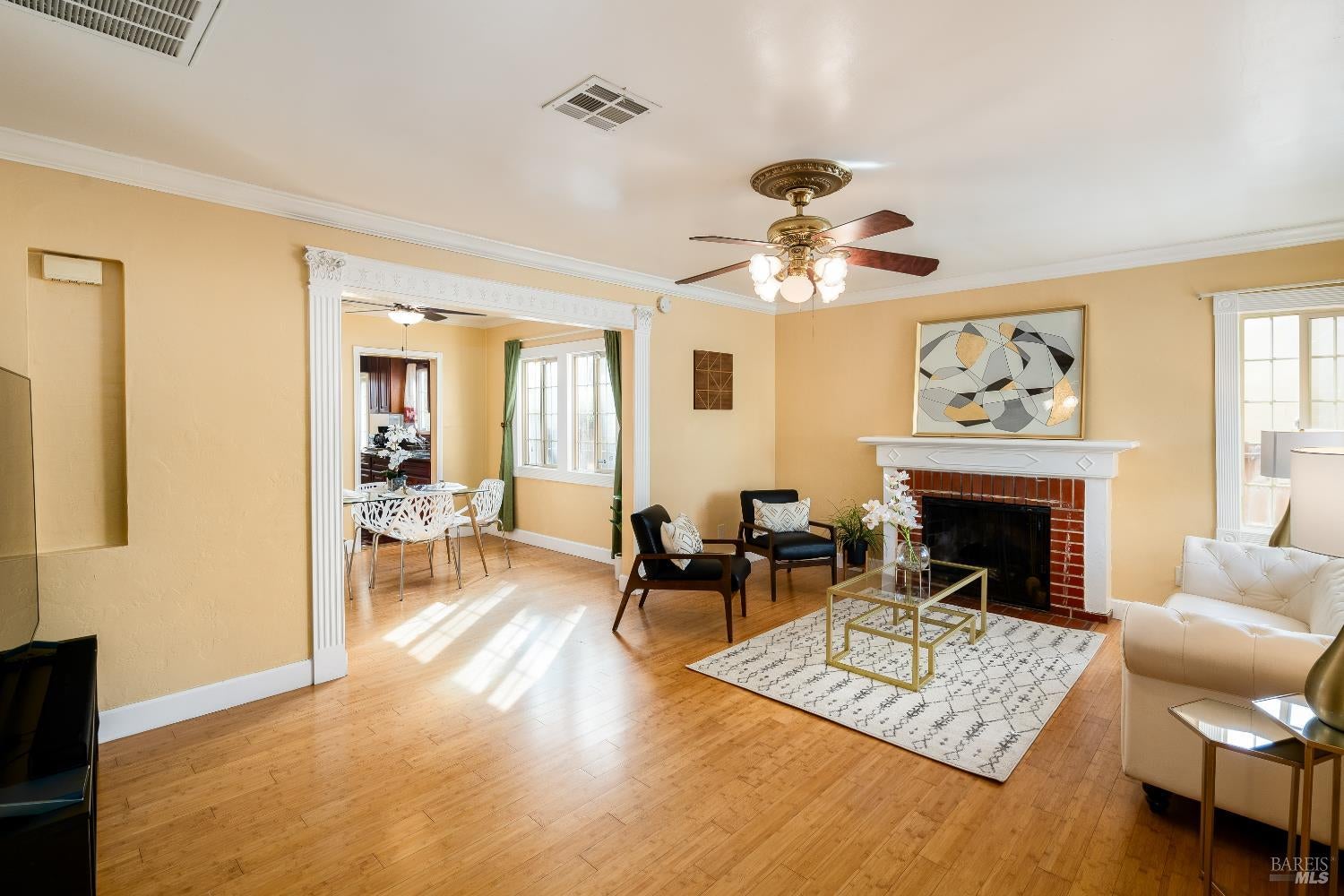 Richmond, California, 94804, United States, 2 Bedrooms Bedrooms, ,2 BathroomsBathrooms,Residential,For Sale,1892898