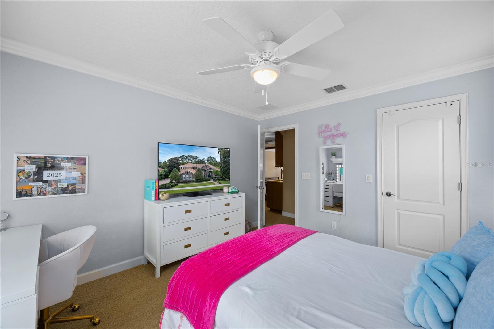 Sanford, Florida, 32771, United States, 4 Bedrooms Bedrooms, ,3 BathroomsBathrooms,Residential,For Sale,1987443